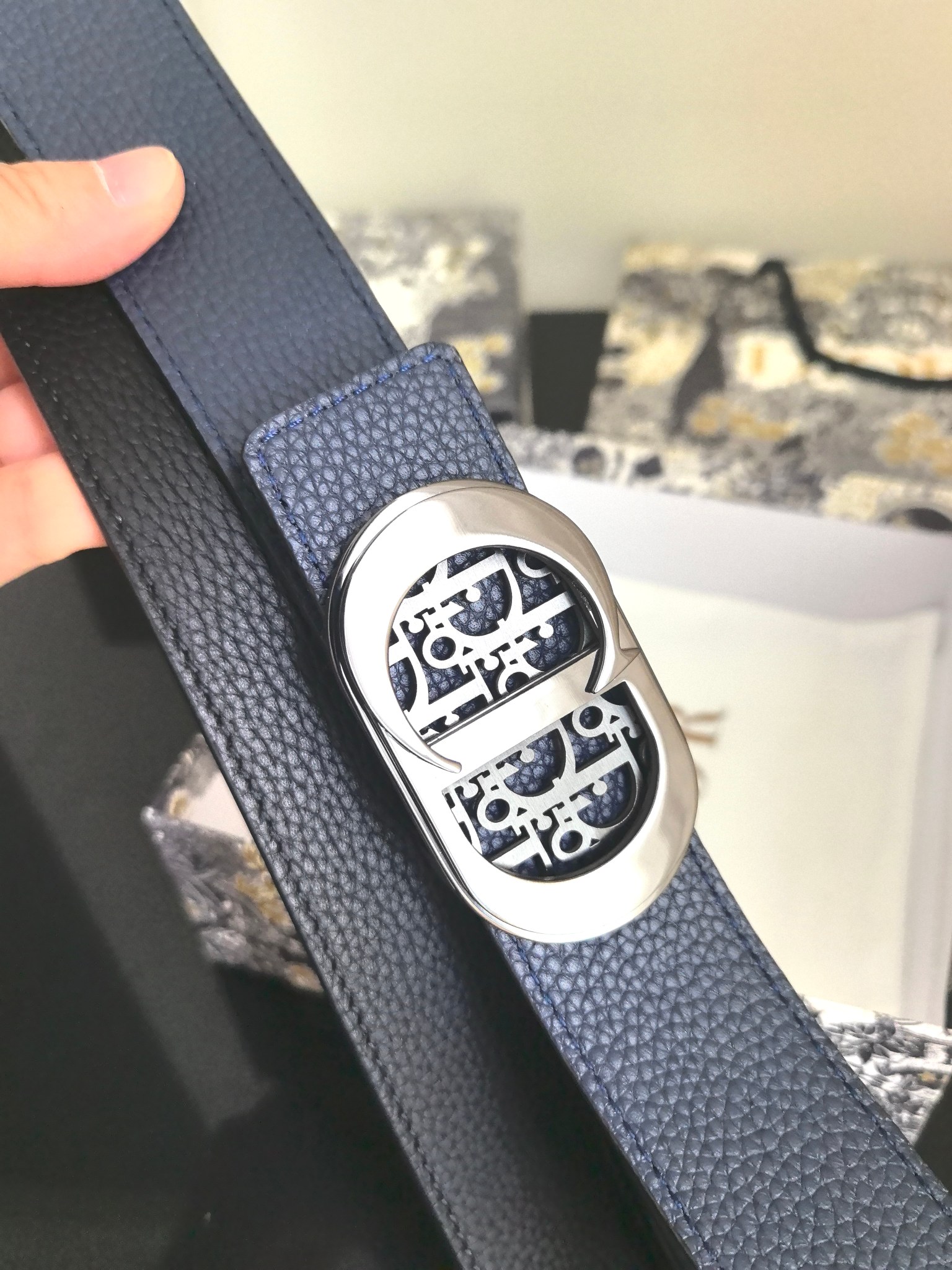 P cd家 3.4cm 原版五金扣头， 新款 双面可用 醒目的标志性徽标装点搭扣