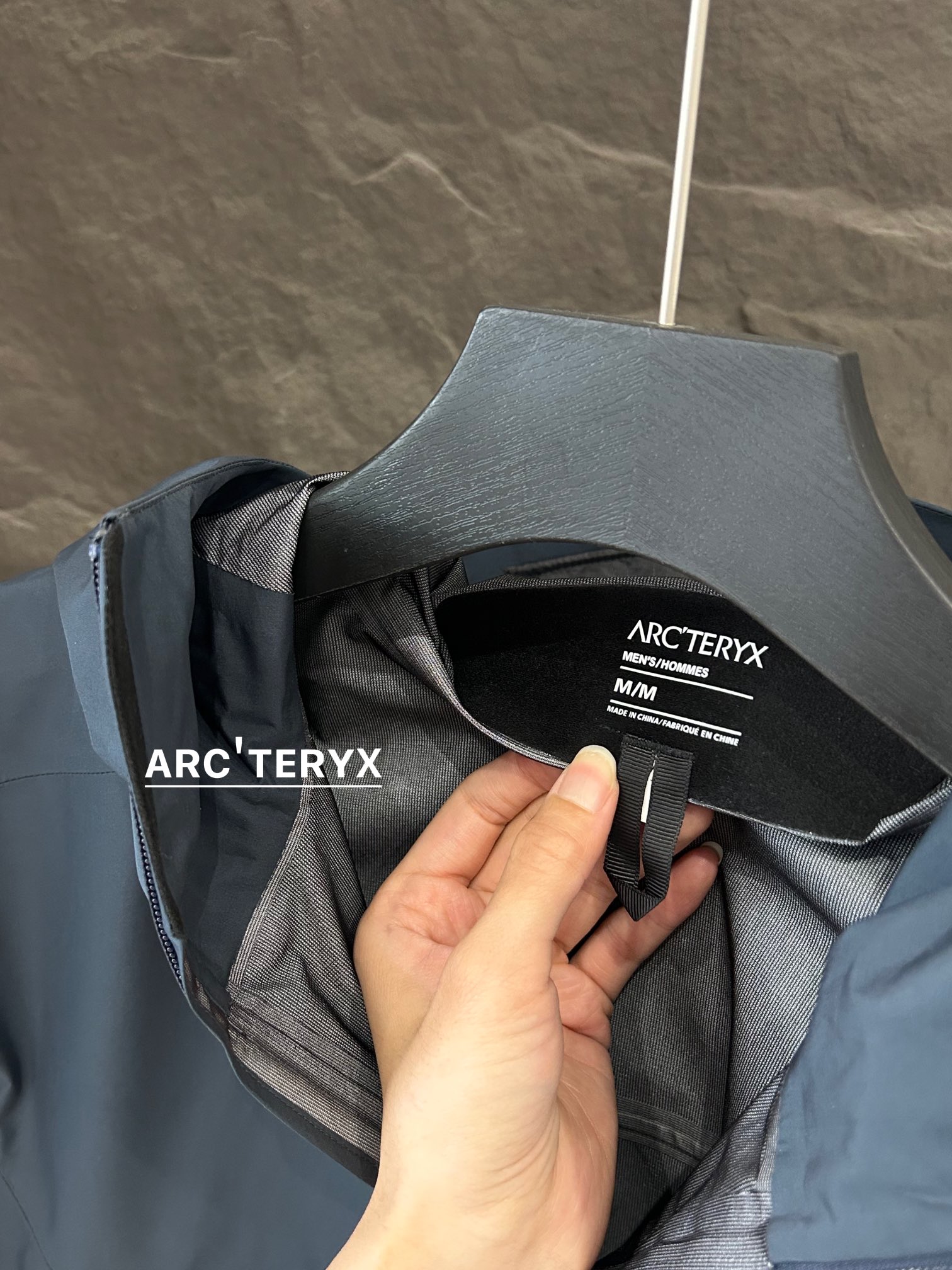 Arc’teryx Aha SV Jacket: Lightweight and Durable for Harsh Environments - 图片 8