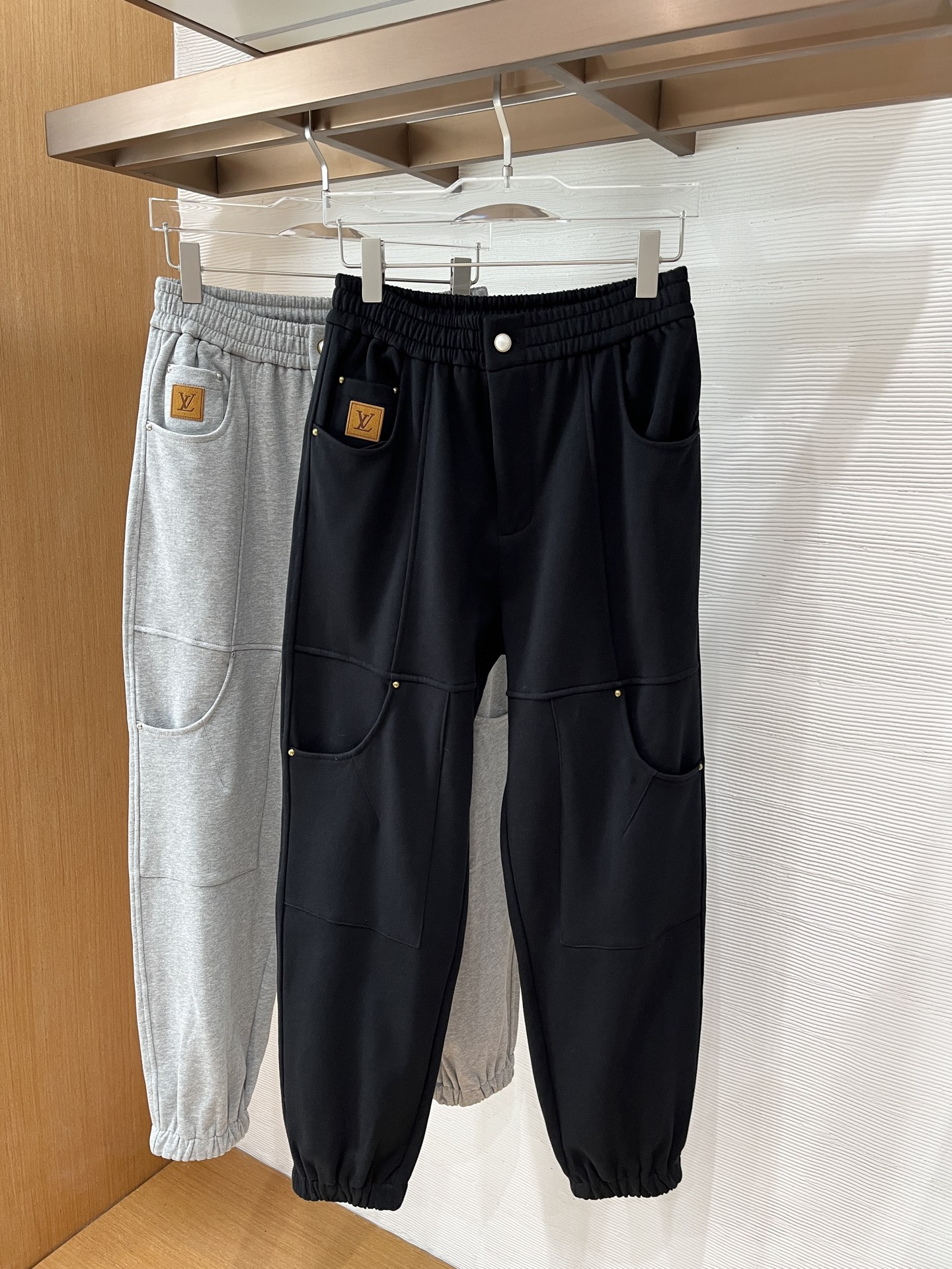 秋冬 L*v 卫衣毛圈面料 原版五金辅料 设计感足 M-XXXL