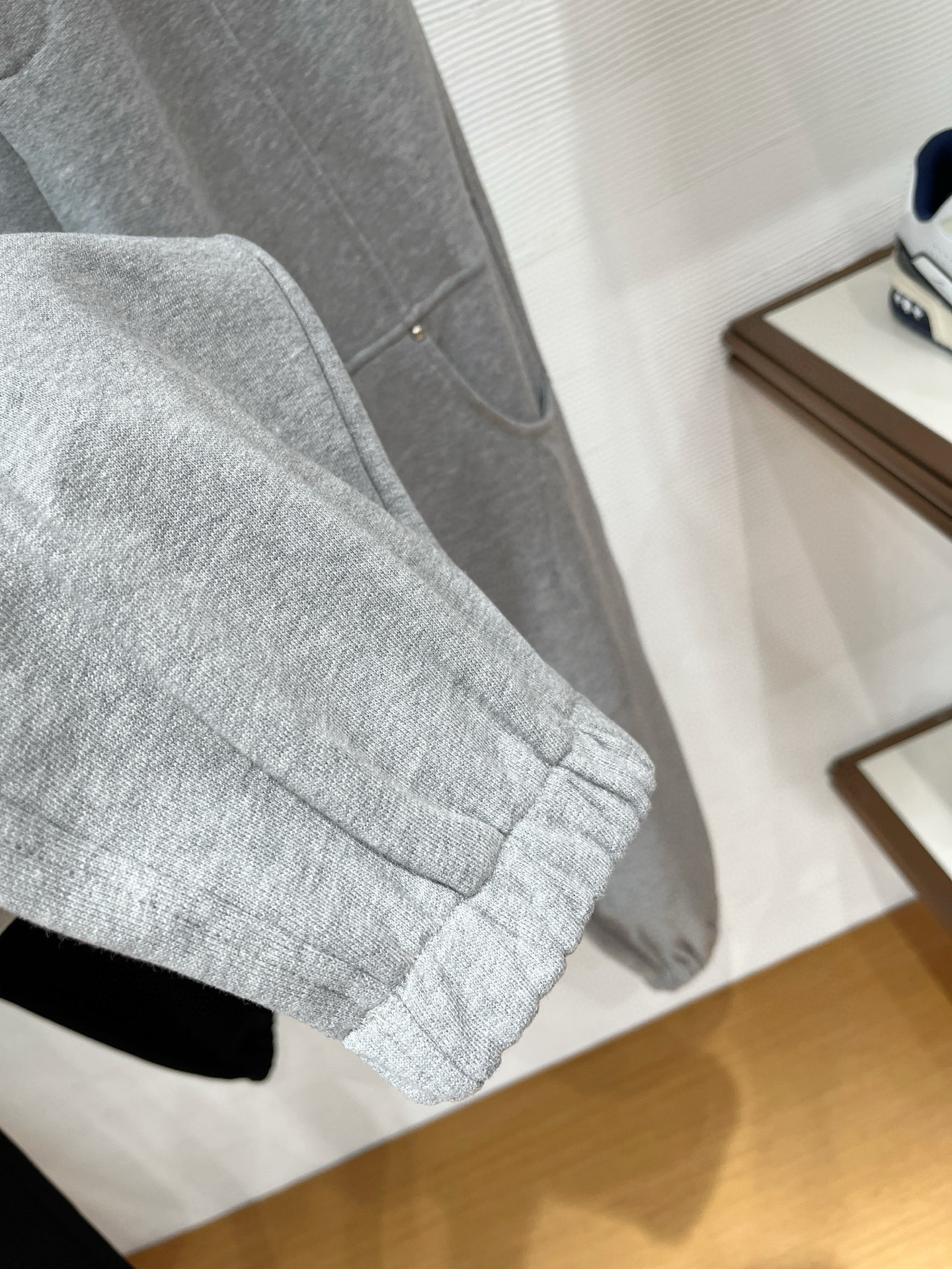 秋冬 L*v 卫衣毛圈面料 原版五金辅料 设计感足 M-XXXL