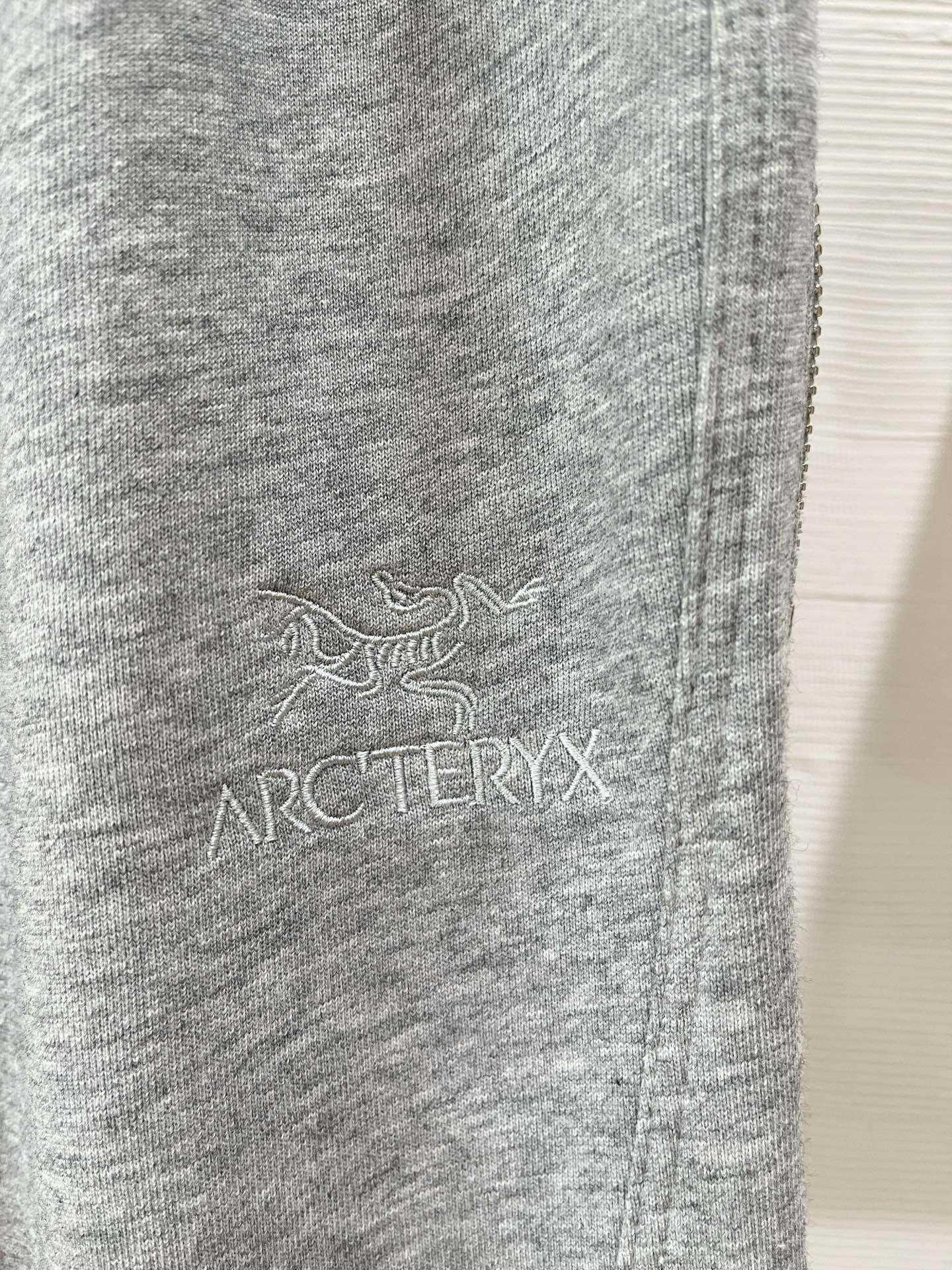 秋冬 爆炸鸟 卫衣面料 立体剪裁 单口袋拉链设计 原版五金 M-XXXL