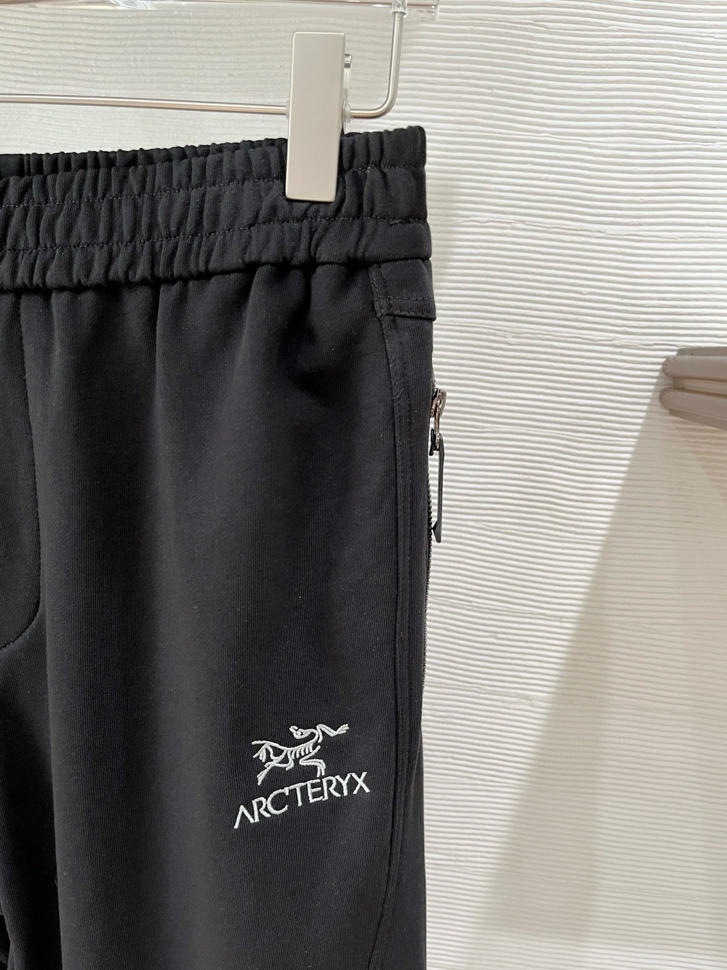 秋冬 爆炸鸟 卫衣面料 立体剪裁 单口袋拉链设计 原版五金 M-XXXL