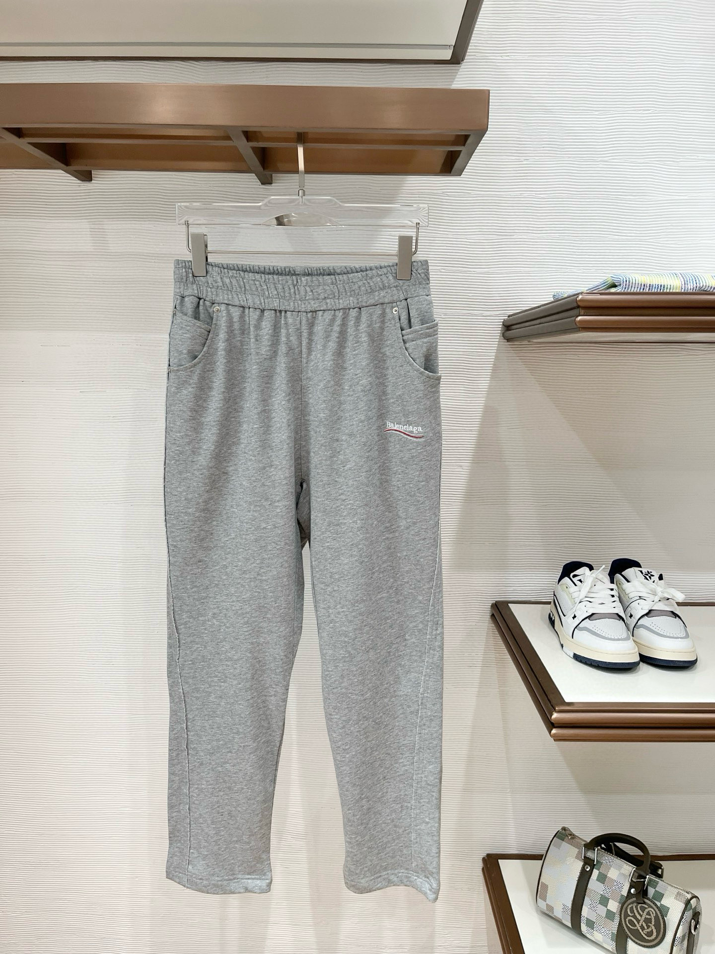 巴黎 卫衣面料 原版五金 可乐绣花 直筒裤型时尚休闲 M-XXXL