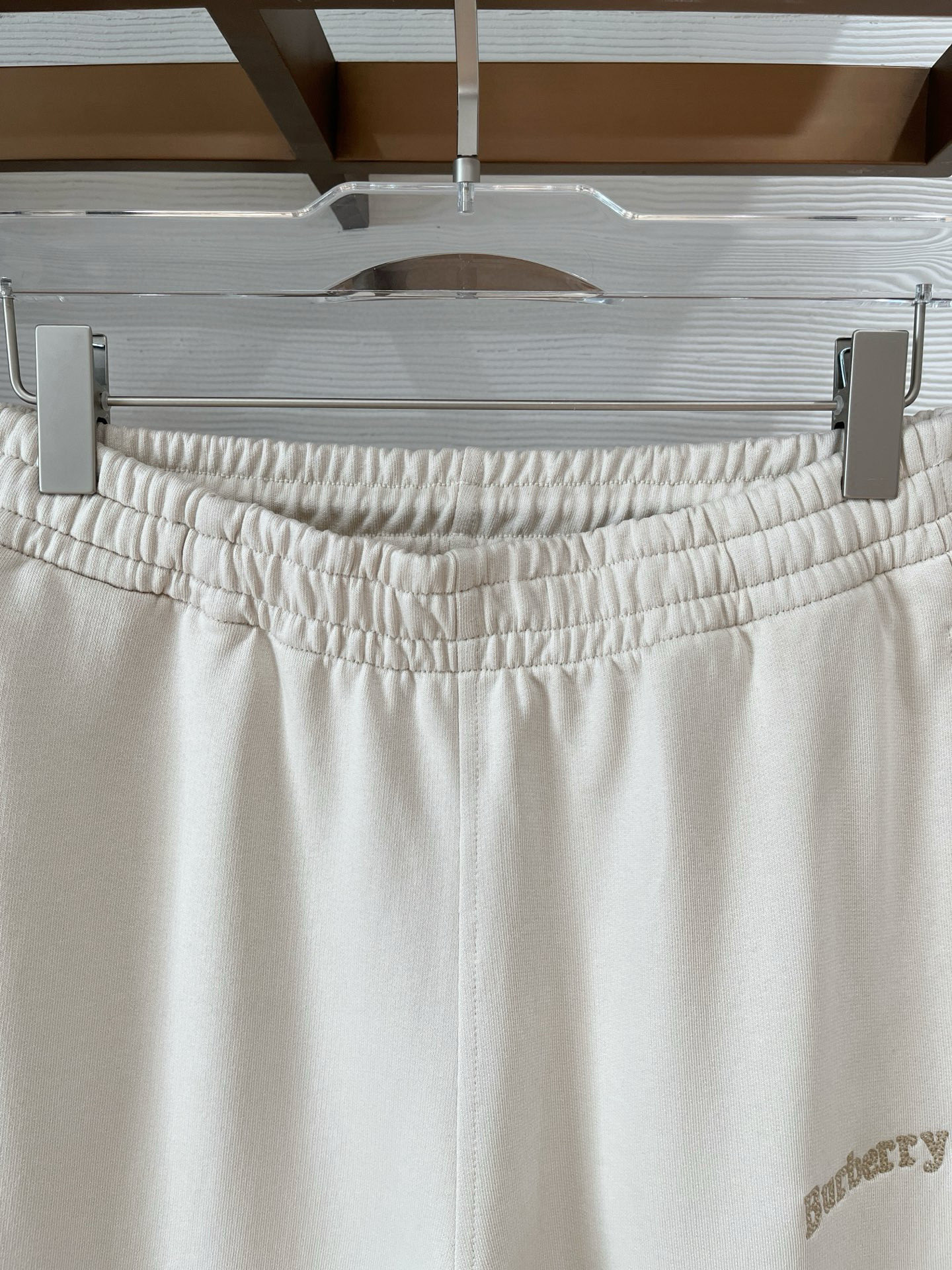 秋冬 巴宝莉 毛圈面料 十字纹绣花 最新战马 小裤脚 M-4XL