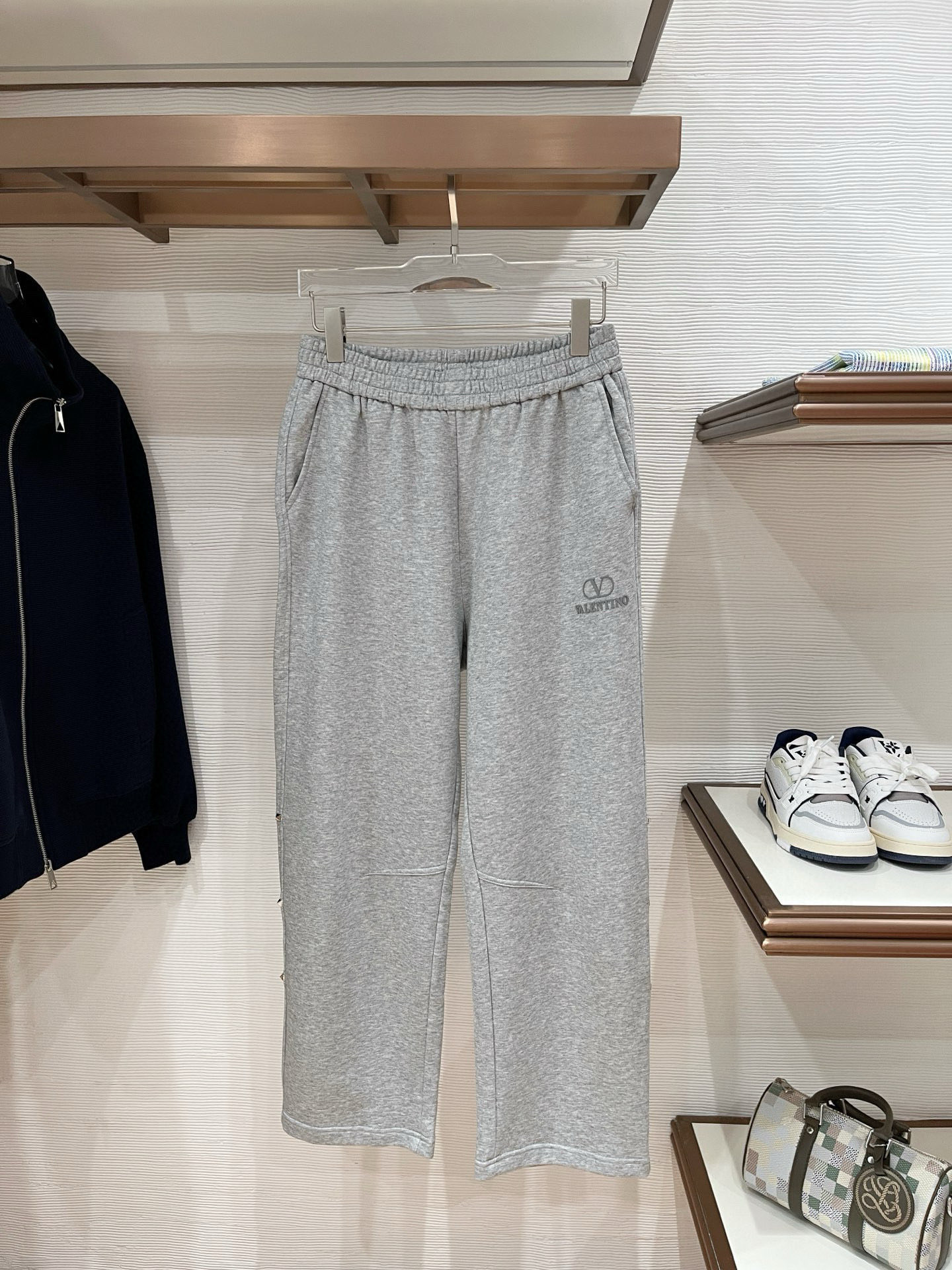 秋冬款 华伦 直筒版型 裤子两侧打钉 卫衣毛圈面料手感丝滑 M-XXXL