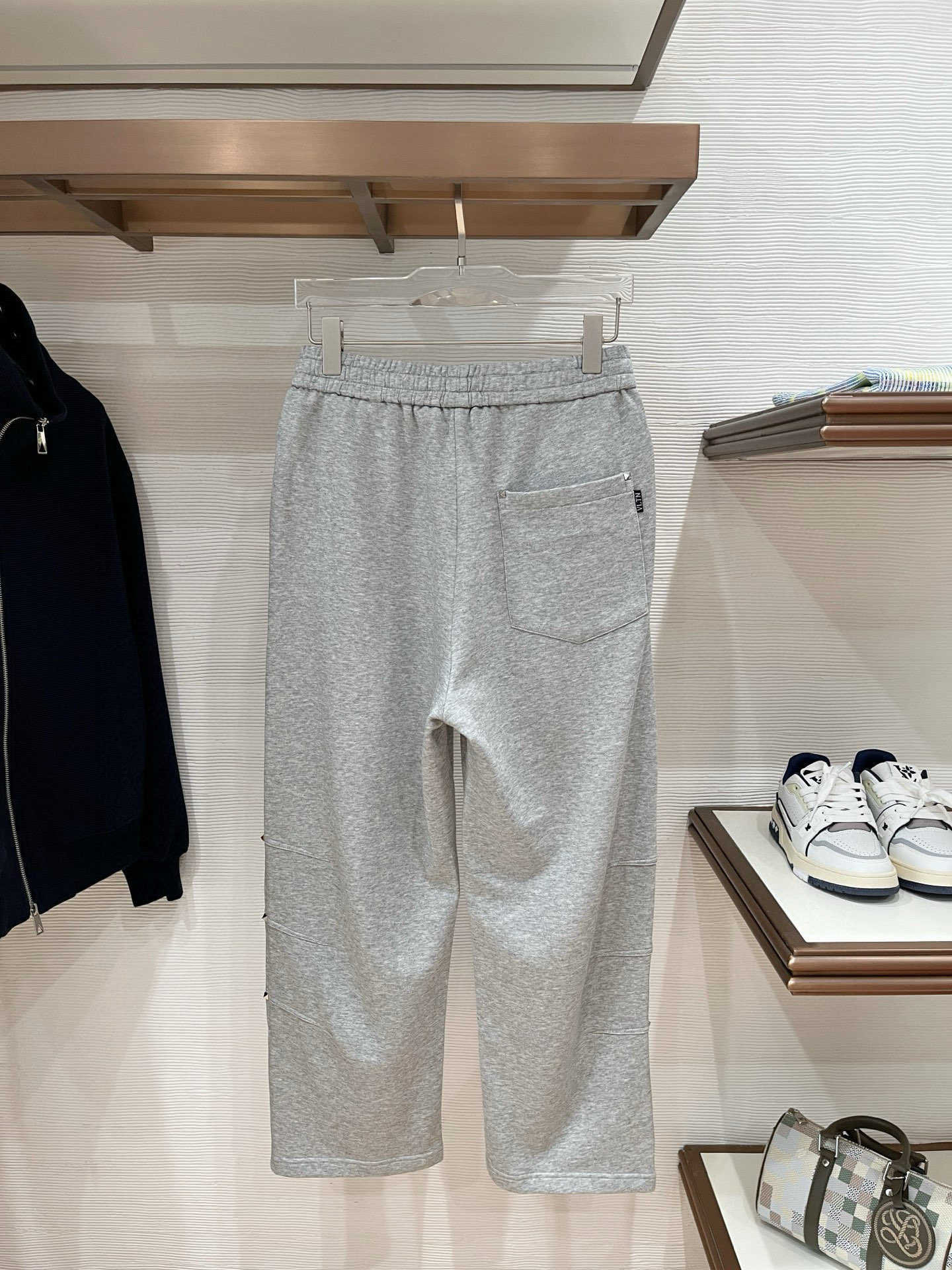 秋冬款 华伦 直筒版型 裤子两侧打钉 卫衣毛圈面料手感丝滑 M-XXXL