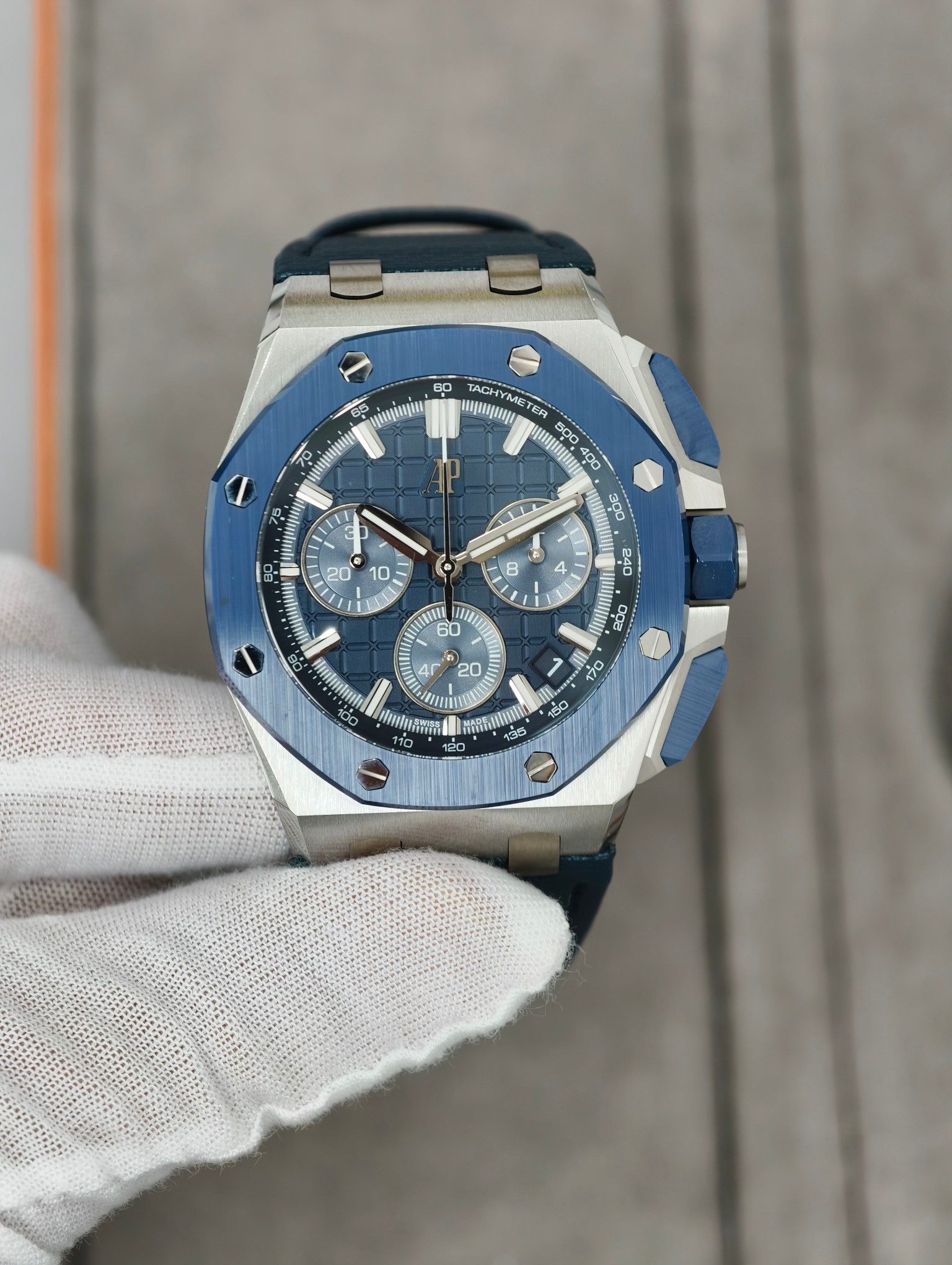 NO:859460,DDF new product blue titanium ceramic 26420 4401 mold opening and timing all-in-one machine gilt engraving deck card-free balance wheel,19860909DDF新品 蓝钛陶瓷26420 4401开模计时一体机 鎏金刻字甲板 无卡度摆轮,,Watch