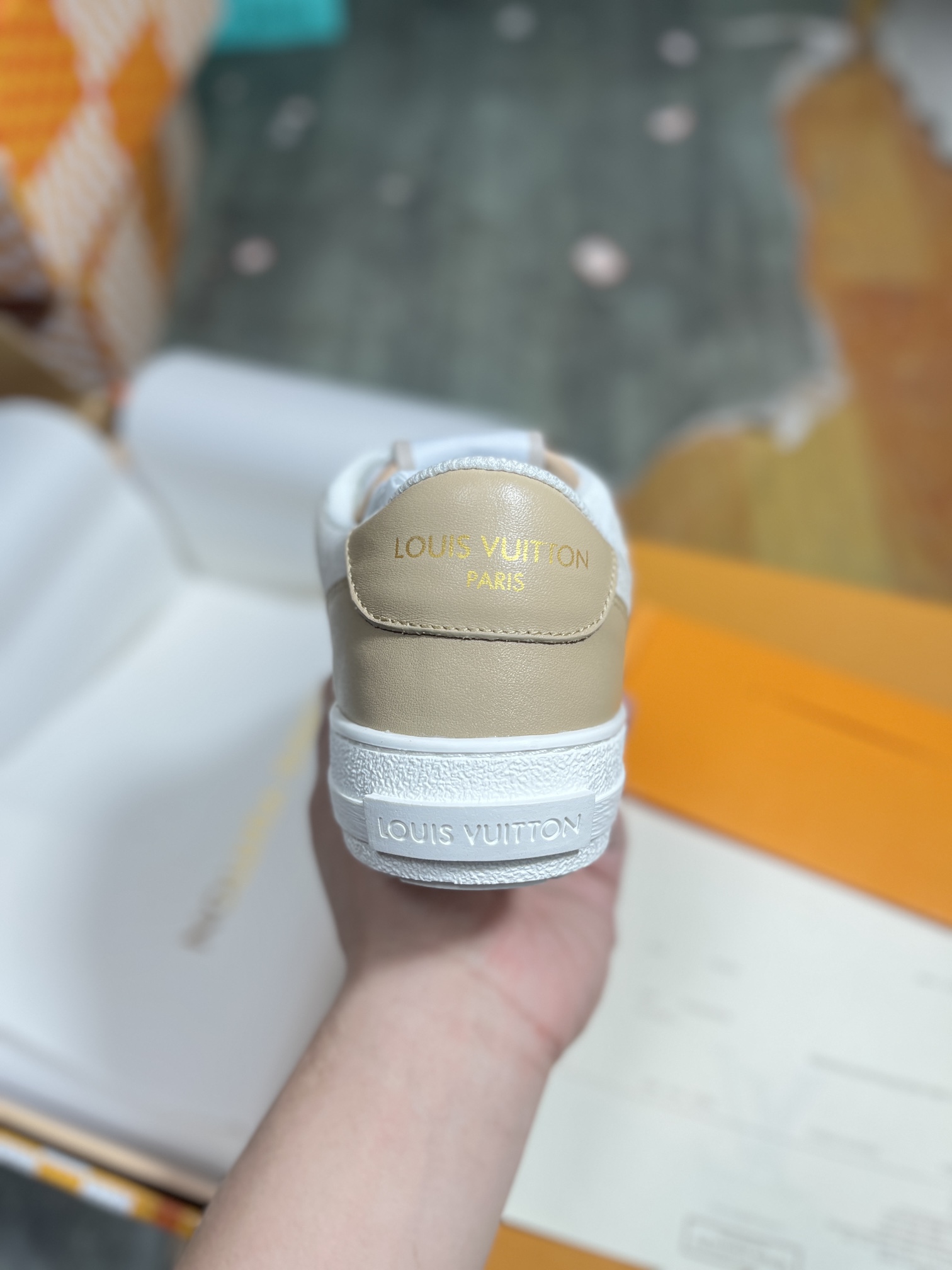 LV路易威登Louis Vuitton Archlight Sneakers 探视系列真皮拼色复古风休闲运动鞋