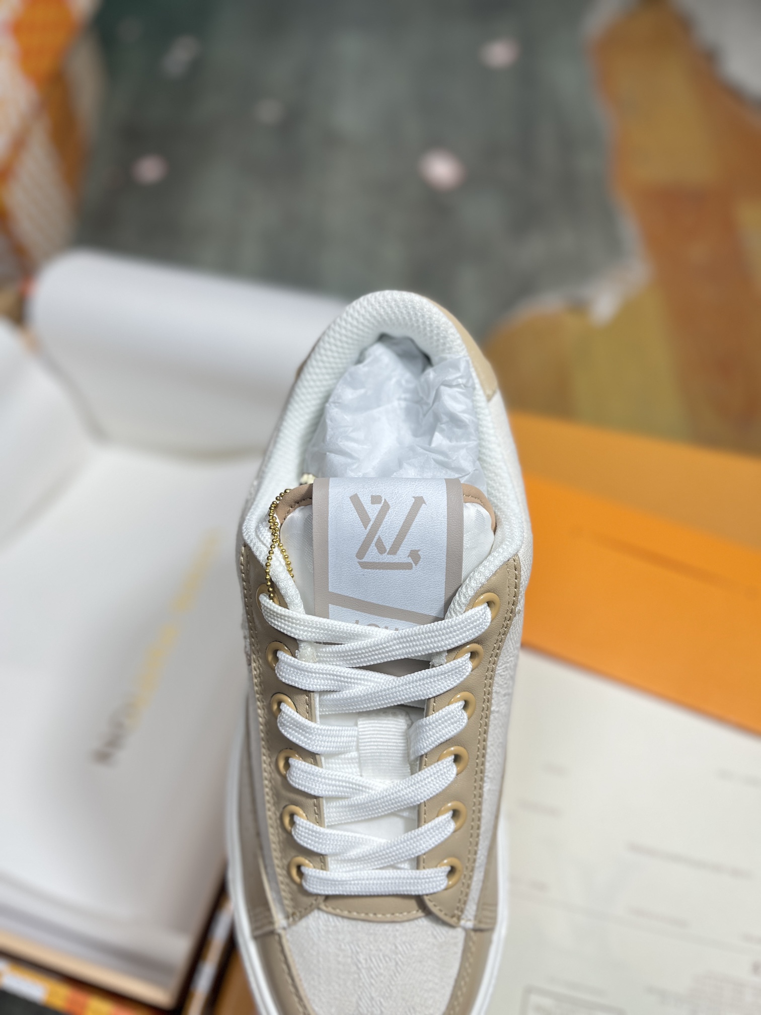 LV路易威登Louis Vuitton Archlight Sneakers 探视系列真皮拼色复古风休闲运动鞋
