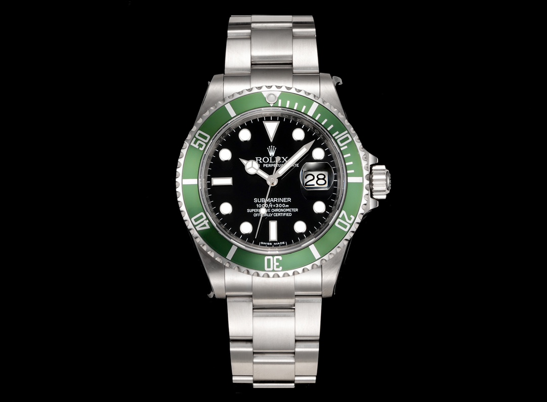 NO:337032,TM Factory's debut work: sentiment creates the peak!  The Rolex Super 904L retro SUB 16610 series is officially launched. The watch has a diameter of 40mm, sapphire crystal glass mirror, and the aluminum alloy bezel mouth, giving people a unique retro charm. The factory has been buying authentic R&D and molds. The 904L steel belt and 904L shell cover produced by the original AR, including the ears connecting the watch head and the strap, all achieve the effect of being able to match the authentic ones. As the flagship model of the fourth generation SUB Submarine series, the watch follows the brand's simplified and capable spirit, and the fish bubble ring and Mercedes-Benz needle interpret the classic elements of the Water Ghost series. TM produces, it must be a boutique!  ,,rolex19860909TM Factory首秀之作 情怀造就巅峰！ 劳力士超级904L复古SUB 16610系列正式推出. 表款直径 40mm 蓝宝石水晶玻璃镜面,搭配铝合金表圈口,给人带来一种独特的复古韵味.工厂孤注一掷购入正品研发开模,原AR出品的904L钢带,904L壳套,包括连接该表头和表带的生耳,均达到能和正品吻合通用的效果,作为第四代SUB潜航者系列的旗舰表款,腕表沿袭品牌精简干练的精神,鱼泡牙圈和奔驰针诠释了水鬼系列的经典要素.TM出品,必属精品！,,rolex,Watch