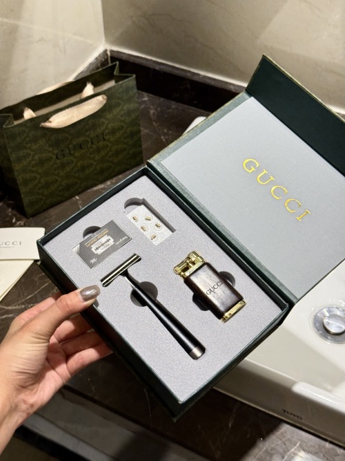 Gucci Lighter & Razor Gift Set - Luxury Business Gift Choice - Iconic Style