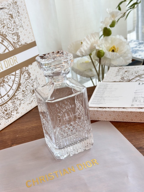 Christian Dior Crystal Decanter, Luxury Tableware & Barware, Made in France