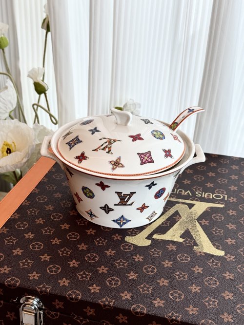 Louis Vuitton Covered Soup Pot with Ladle - Elegant Kitchen Serving Set 1 Louis Vuitton Covered Soup Pot with Ladle - Elegant Kitchen Serving Set