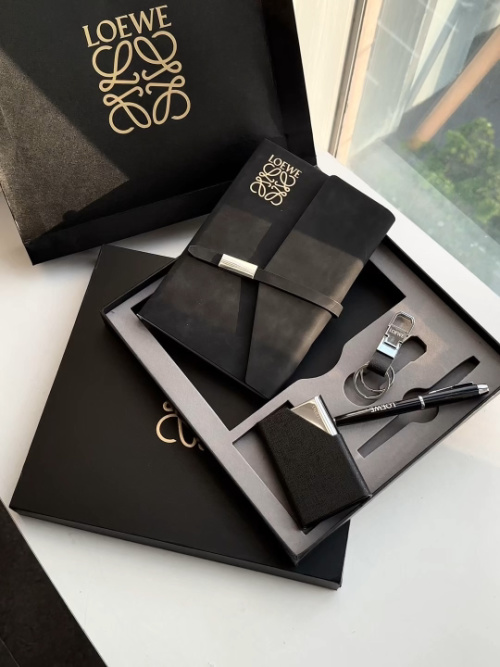 Loewe 4-Piece Gift Set: Wallet, Notebook, Keychain, and Pen - Minimalist Luxury 1 Loewe 4-Piece Gift Set: Wallet, Notebook, Keychain, and Pen - Minimalist Luxury