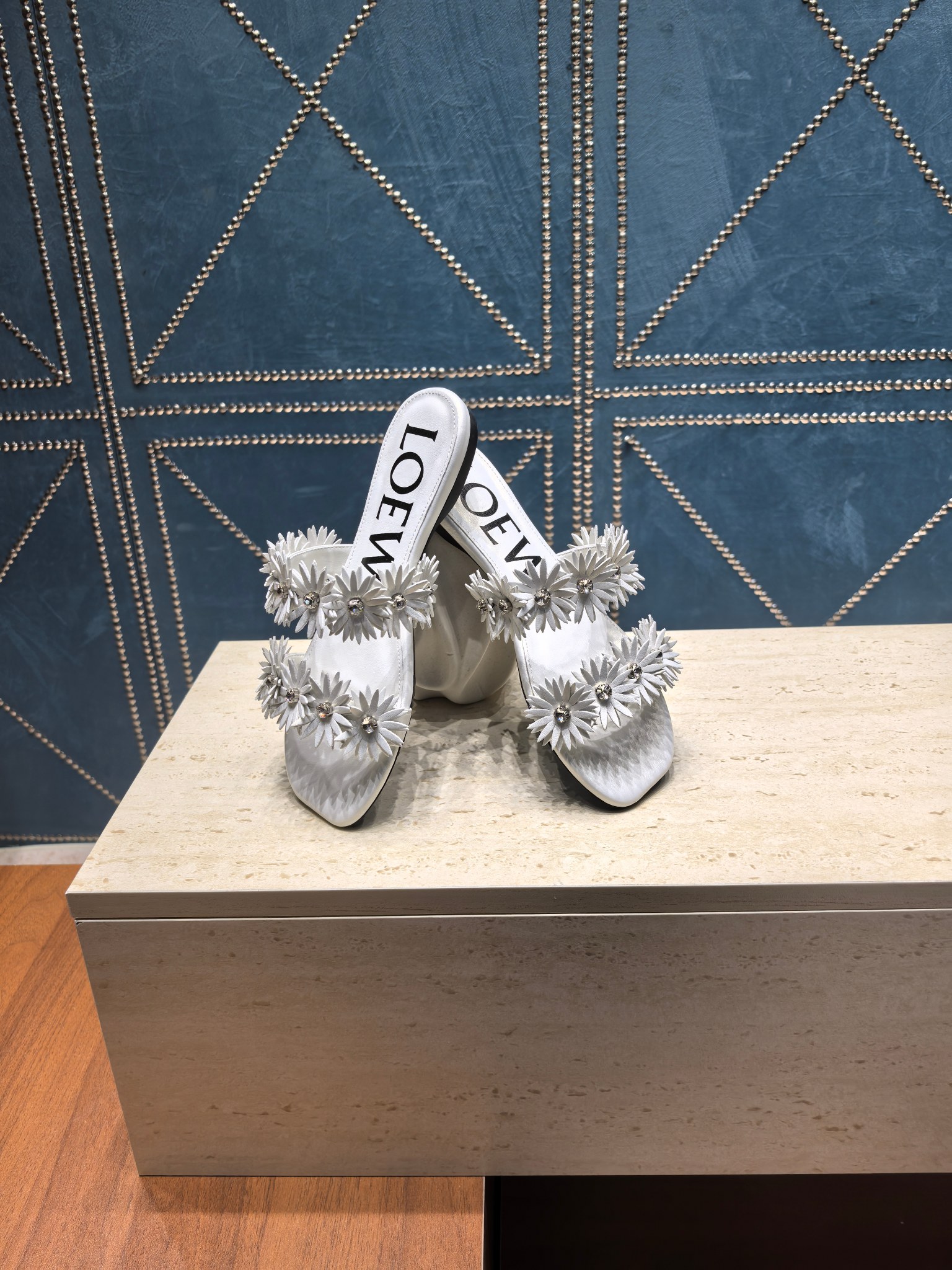 LOEWE Petal Flower Flat Slides