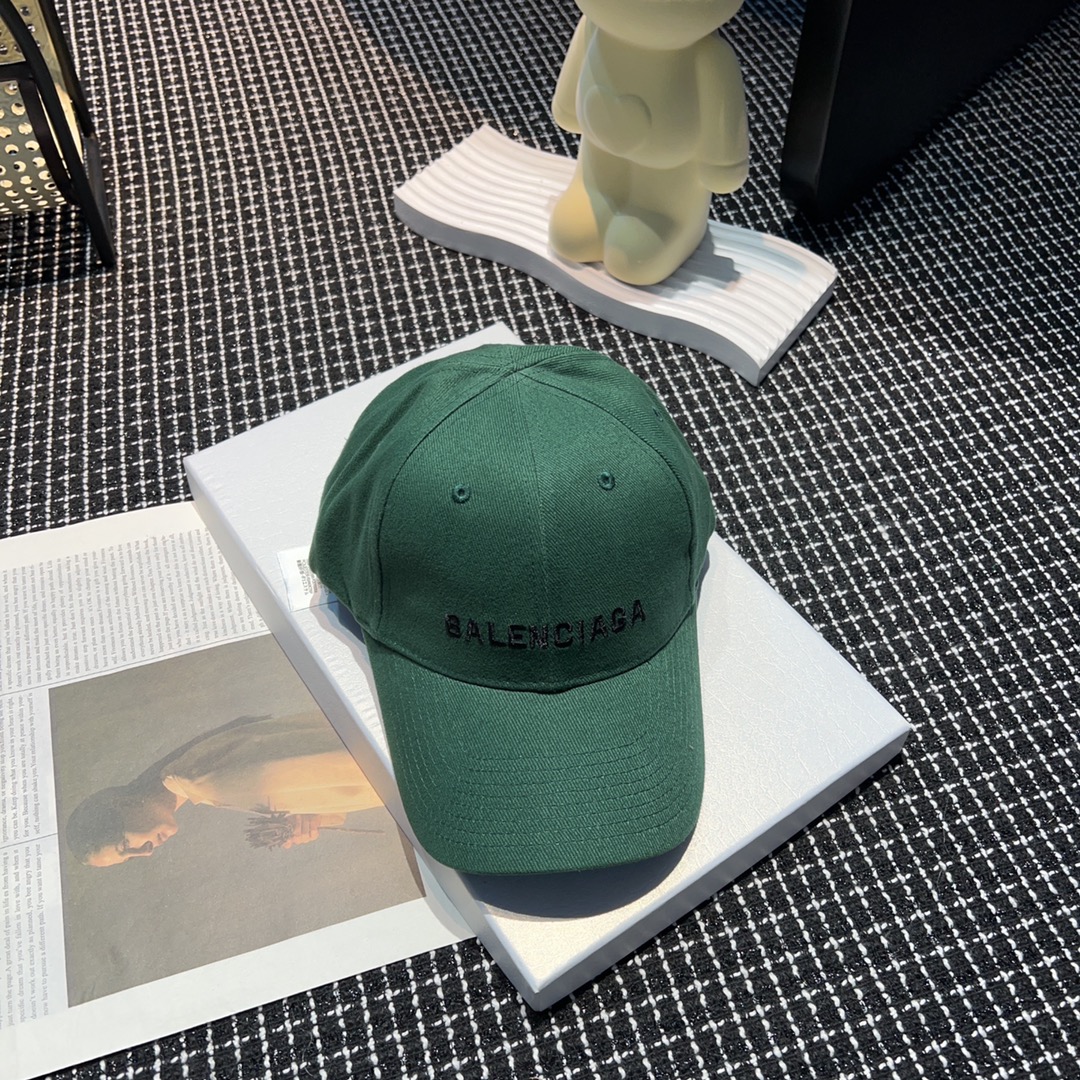 NO:194818,Balenciaga, classic baseball cap, simple items, the most important details, Gaoke double yarn pure cotton, fabric and craftsmanship are first-class, men and women hats, fisherman hats, baseball cap knit hats, hats, balenciaga, balenciaga, espadrilles, hats19860909巴黎世家Balenciaga,经典棒球帽 简单的单品最重细节 高克重双纱纯棉 面料和工艺都是一流 ,男女同款帽子渔夫帽棒球帽针织帽,帽子,balenciaga,balenciaga,espadrilles,hats,hat