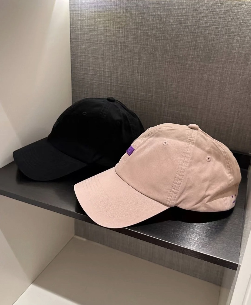 NO:194852,Add new colors~ Acne smiley face Yang Mi's same fashion brand small square smiley baseball hat men and women deepen the top versatile baseball hat plus big headband hat fisherman hat baseball hat knit hat, hat, acne studios, espadrilles, hats19860909加新色咯～ Acne笑脸 杨幂同款潮牌小方块笑脸棒球帽子男女加深顶百搭鸭舌帽子加大头围帽子渔夫帽棒球帽针织帽,帽子,acne studios,espadrilles,hats,hat