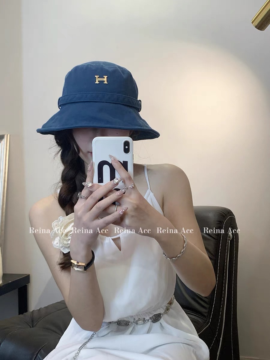 NO:195824,Hermes denim letter fisherman hat women's new sun protection big head protection UV spring and autumn hat sun protection temperament hat fisherman hat baseball hat knit hat, hat, hermes, espadrilles, hats19860909爱马仕 牛仔字母渔夫帽女新款防晒大头围防紫外线春秋款帽子遮阳气质帽子渔夫帽棒球帽针织帽,帽子,hermes,espadrilles,hats,hat