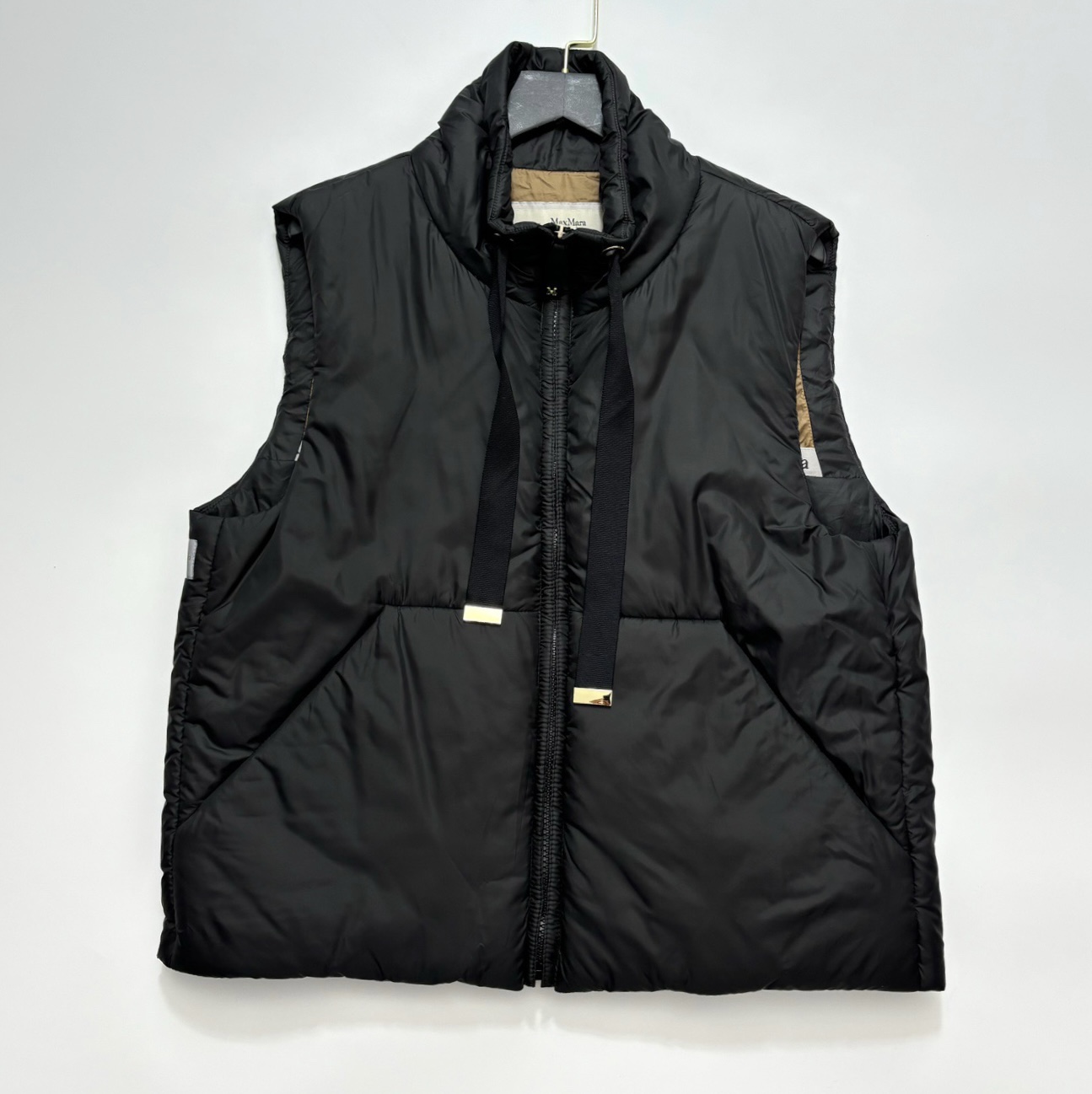 Black Max Mara Camel Hair Zipper Lightweight Vest