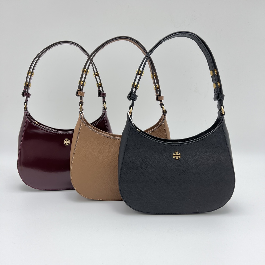 Tory Burch ～Tory Burch新款半月包 Emerson 系列腋下包 十字纹牛皮材质 可调节短款肩带