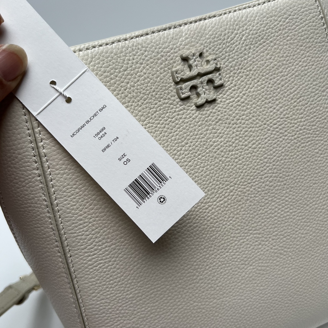 Tory Burch 白色TB最新款单肩包 购物袋款 可单肩手提 荔枝纹头层牛皮 质感肉肉