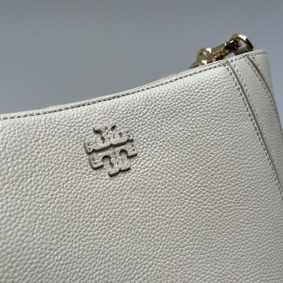 Tory Burch 白色TB最新款单肩包 购物袋款 可单肩手提 荔枝纹头层牛皮 质感肉肉