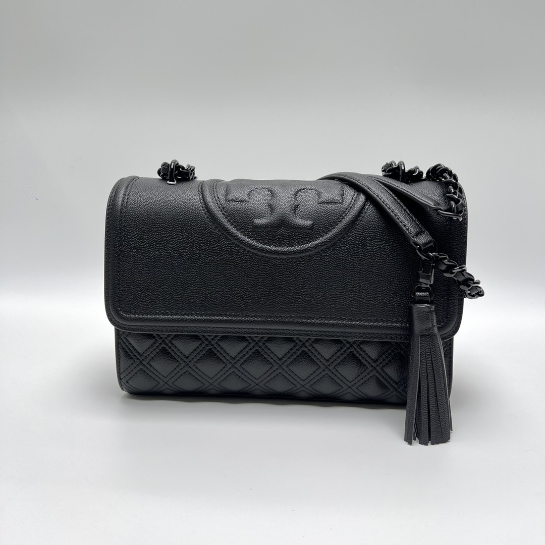 Tory Burch ～TB162041 （大号黑色）最新款Fleming鱼子酱牛皮菱格链条包