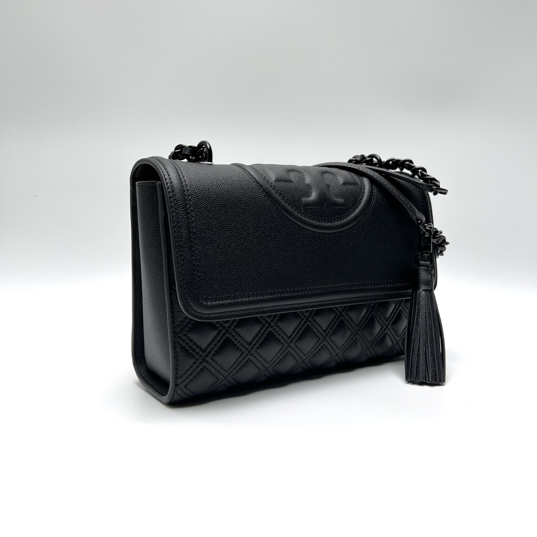 Tory Burch ～TB162041 （大号黑色）最新款Fleming鱼子酱牛皮菱格链条包
