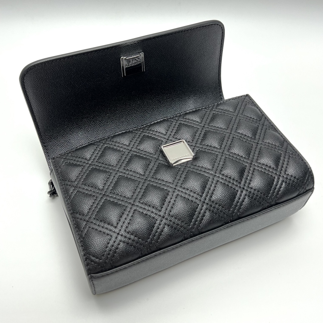 Tory Burch ～TB162042（小号）最新款Fleming鱼子酱牛皮菱格链条包