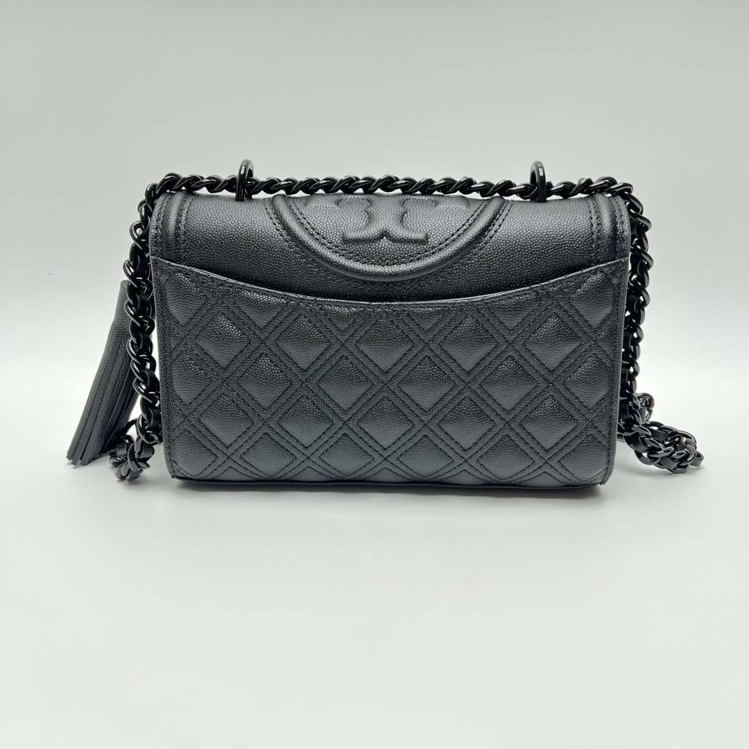 Tory Burch ～TB162042（小号）最新款Fleming鱼子酱牛皮菱格链条包