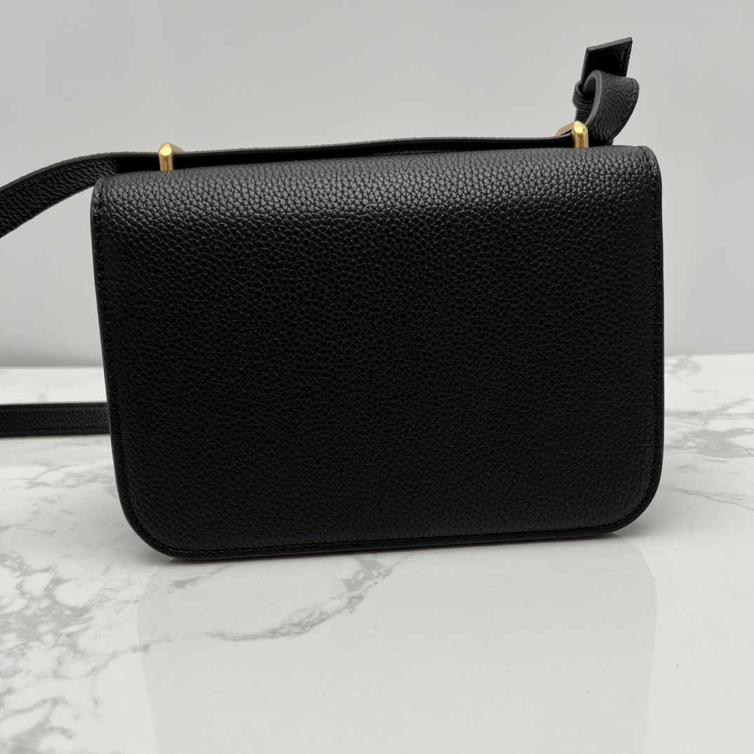 Tory Burch ～新款155671 Eleanor 小号手袋 最新荔枝纹金砖豆腐包 包身利落有型