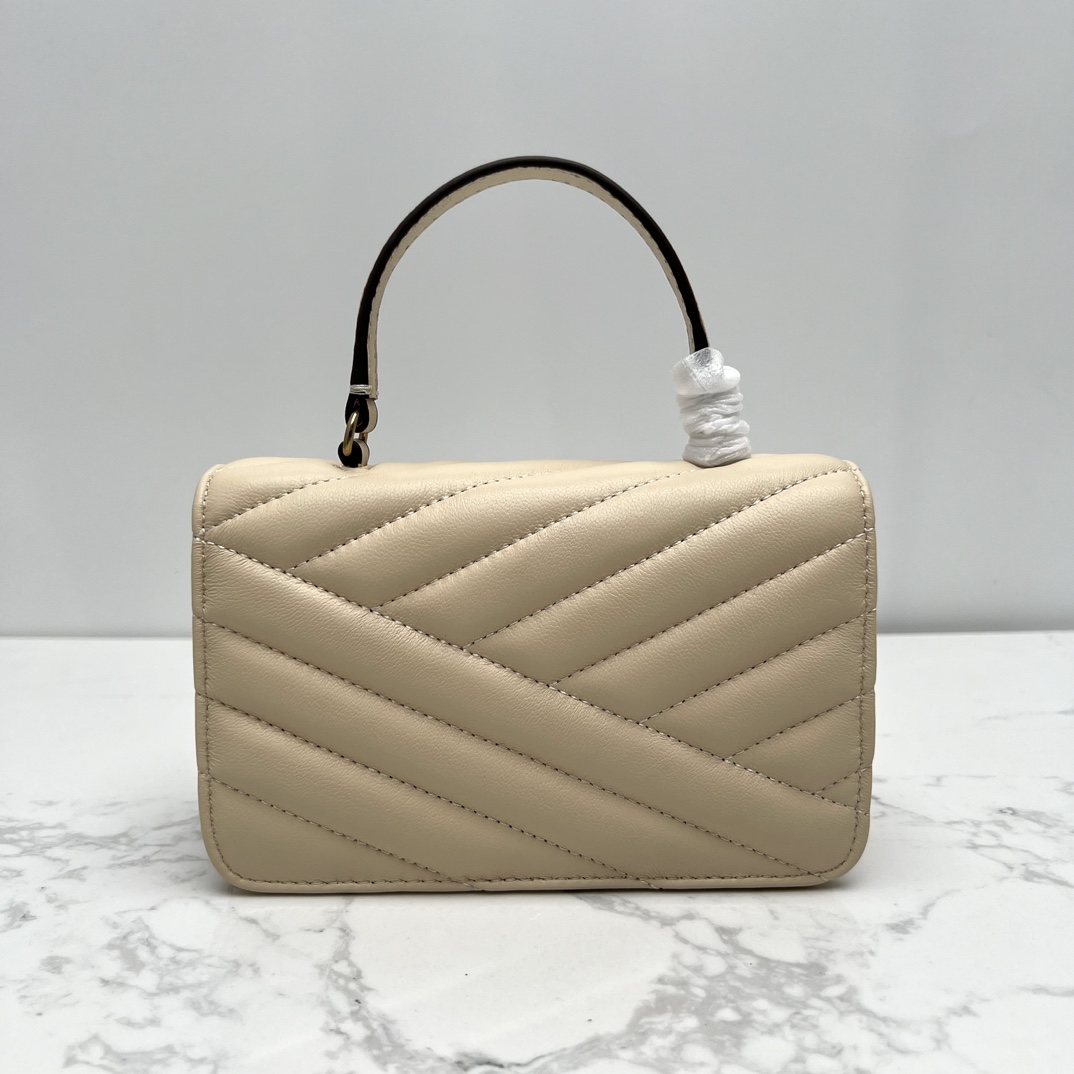 Tory Burch ～Tory Burch Kira