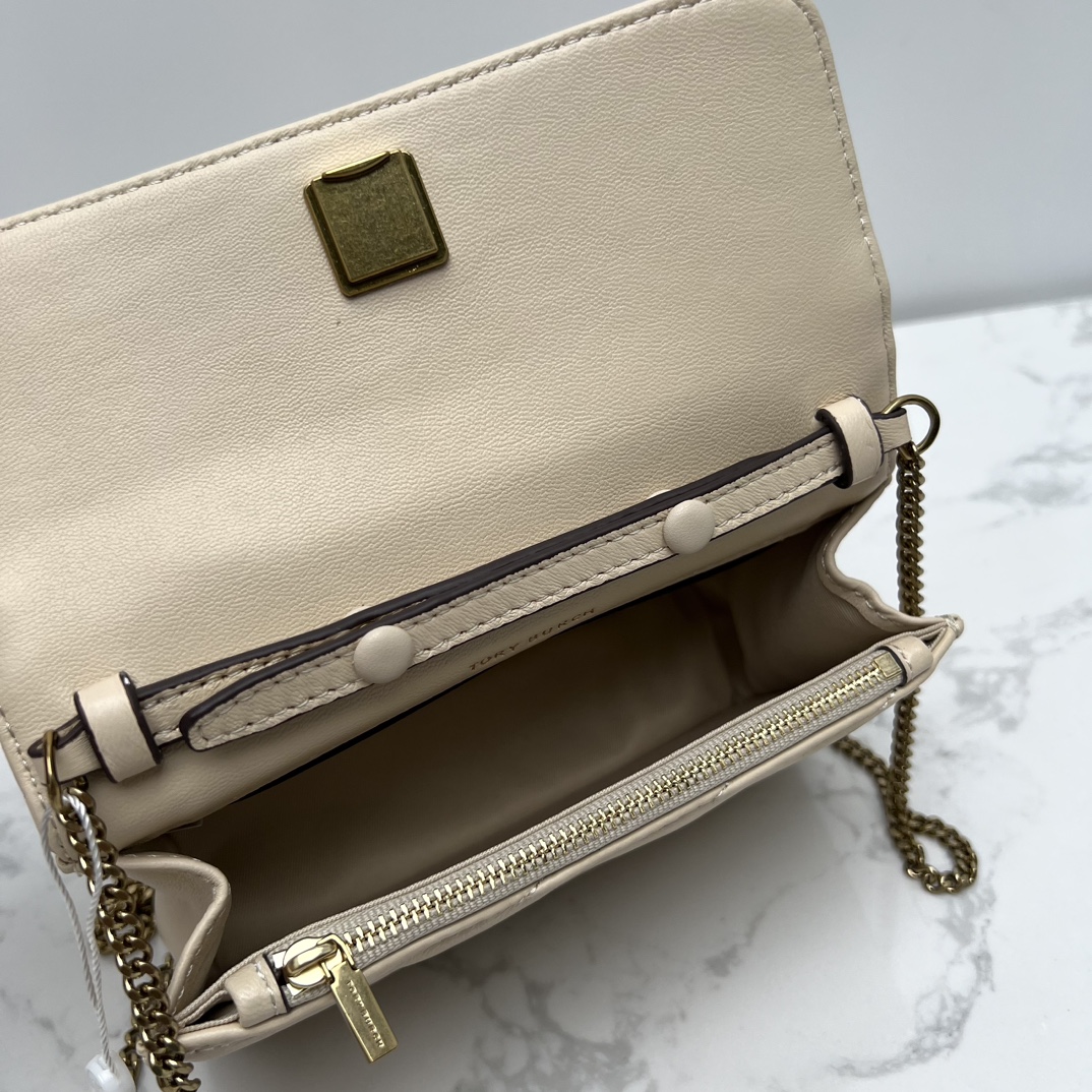 Tory Burch ～Tory Burch Kira