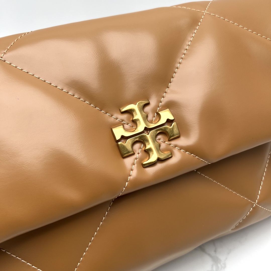 Tory Burch 大号新款 TB 大号 154704 小号 154706 最新款牛皮 云朵包 链条肩带背包 多功能使用 女士挎包 头层牛皮 可 单肩 可斜挎 超 黑色 白色