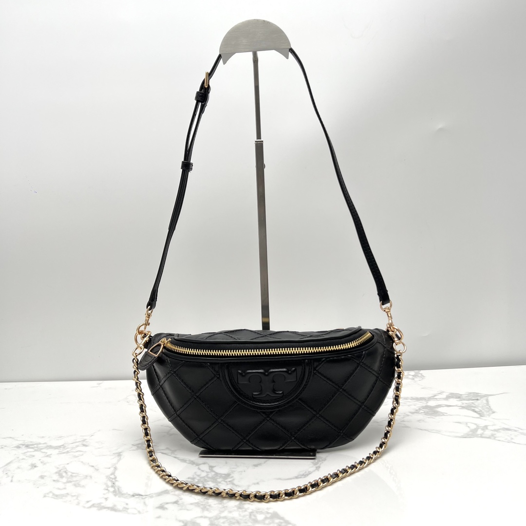 Tory Burch ～最新腰包，Fleming 软皮腰包精选超柔软皮饰有菱形褶裥图案，可用作斜挎包、腰包或单肩包