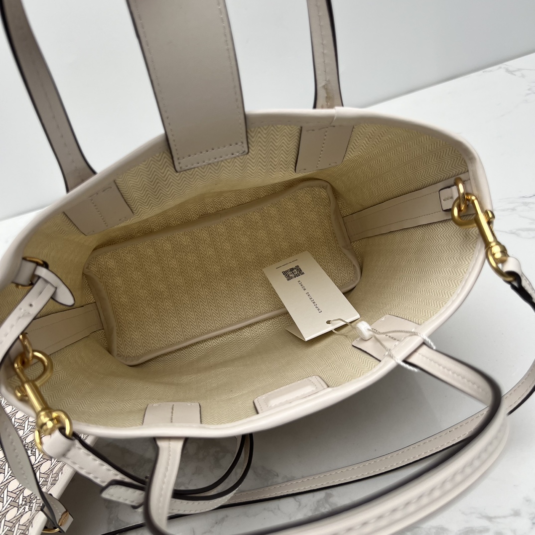 Tory Burch ～ Tory brunch托特包 与实用的美妙碰撞 Ever-Ready 迷你托特包