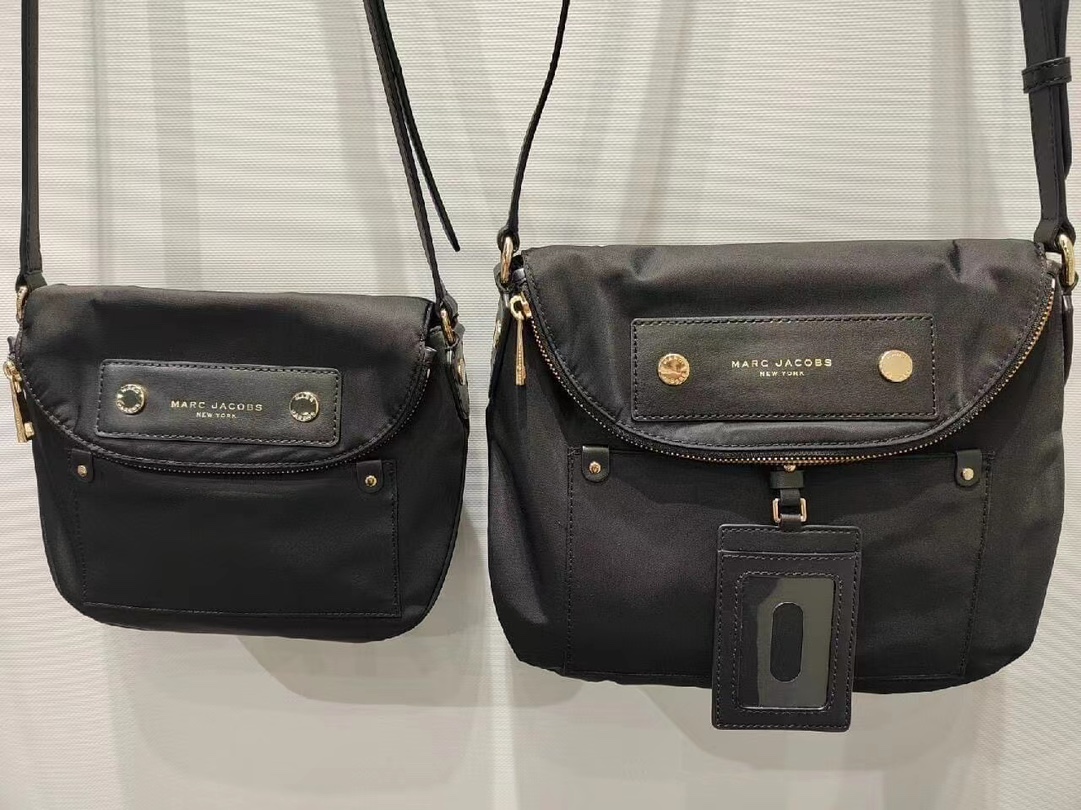 Marc Jacobs ～新款mj纯色大容量防水尼龙布斜跨单肩 牛皮锁头包