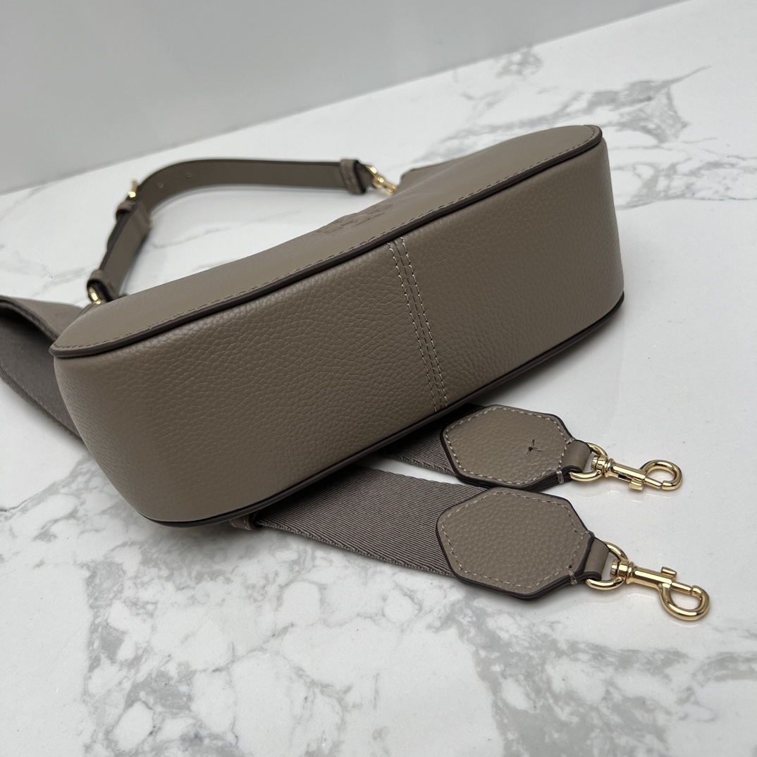 Tory Burch ～TB女包 荔枝纹头层牛皮腋下斜挎包可手提肩带背 搭配两条肩带尺寸23×12x7cm