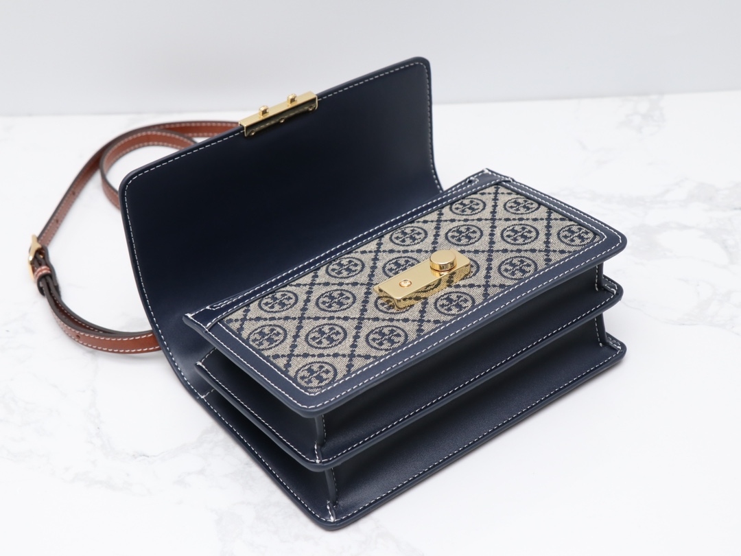 Tory Burch ～TB最新款158526 T monogram老花配皮（头层牛皮）