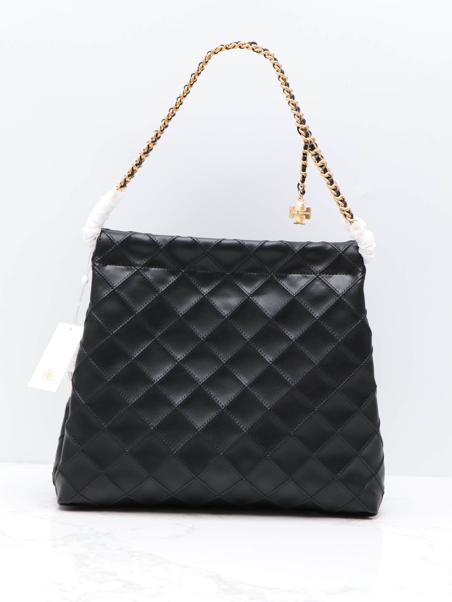 Tory Burch ～FLEMING 抽绳包 单肩垃圾袋大号 黑色 魅力隽永 Fleming 抽绳包