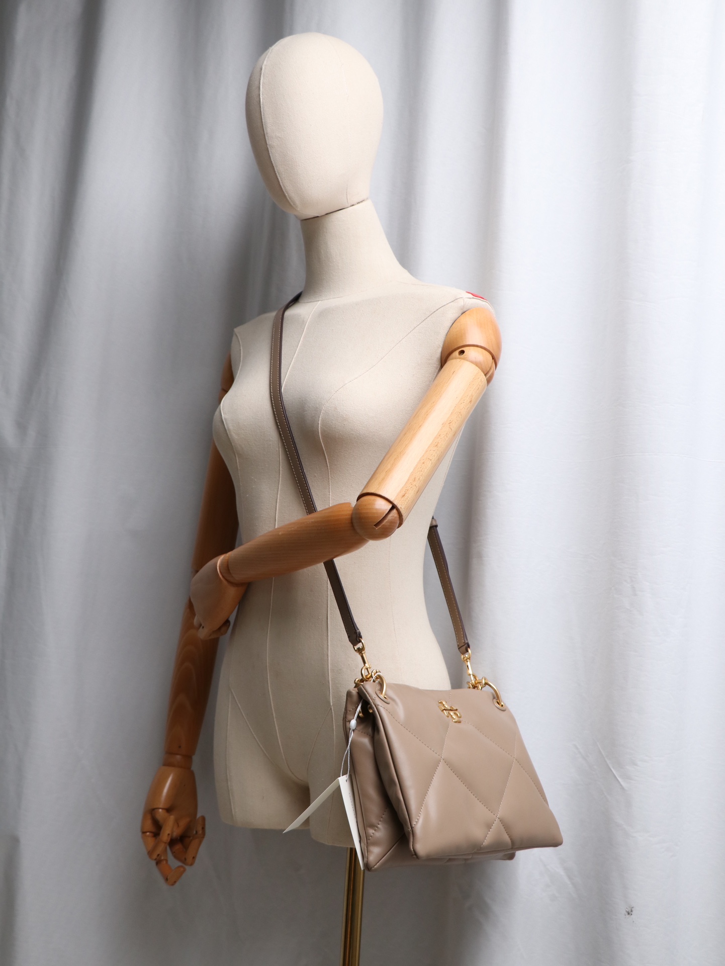 Tory Burch ～TORY BURCH 汤丽柏琦 KIRA 小号菱格纹链条肩背包女包 尺寸26.5×7.5×19
