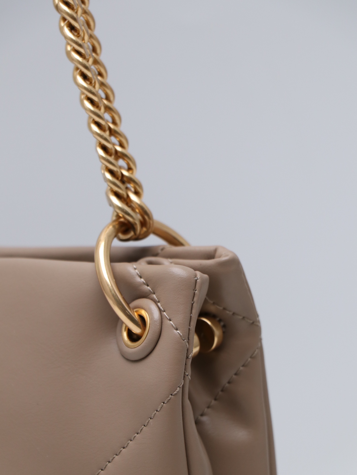 Tory Burch ～TORY BURCH 汤丽柏琦 KIRA 小号菱格纹链条肩背包女包 尺寸26.5×7.5×19