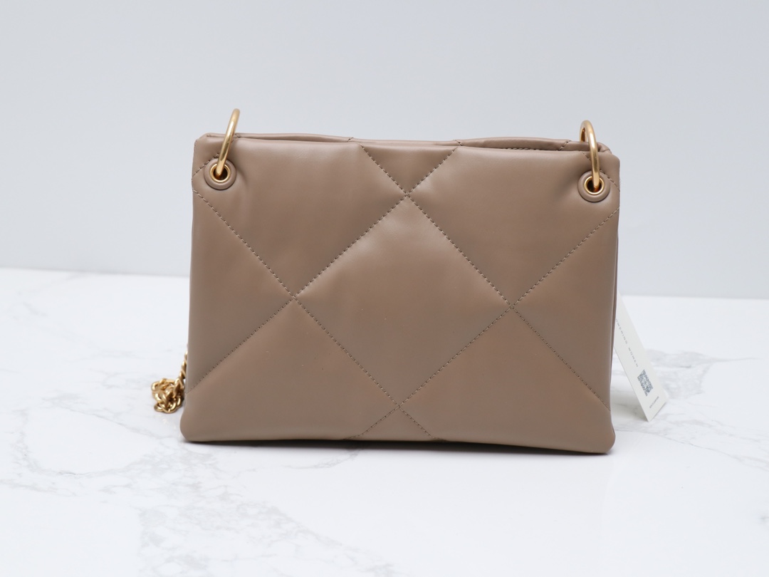Tory Burch ～TORY BURCH 汤丽柏琦 KIRA 小号菱格纹链条肩背包女包 尺寸26.5×7.5×19