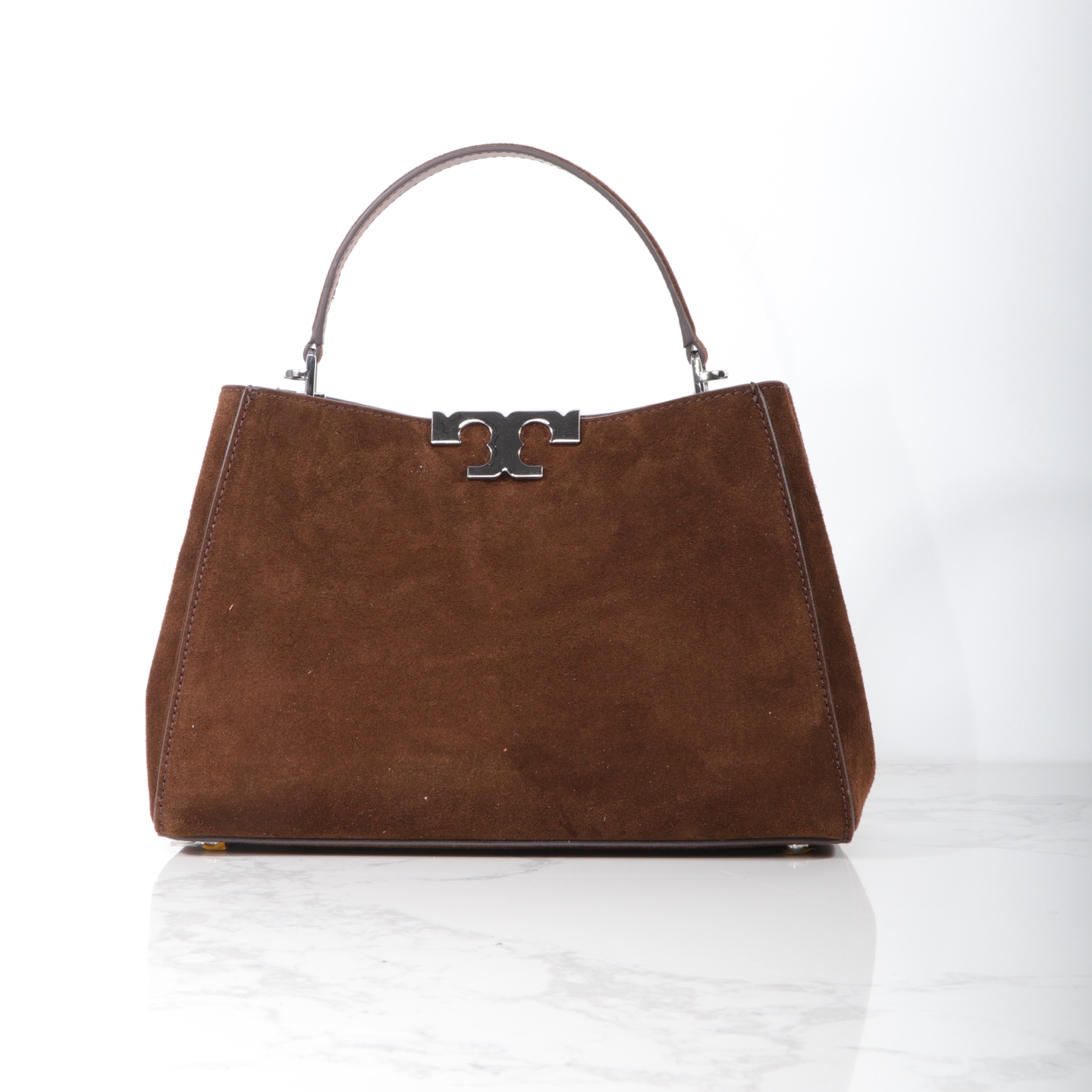 Tory Burch TORY BURCH 汤丽柏琦新品Eleanor手提包，碰上惊喜，天鹅绒手感。真的绝美对一直秋冬美拉德