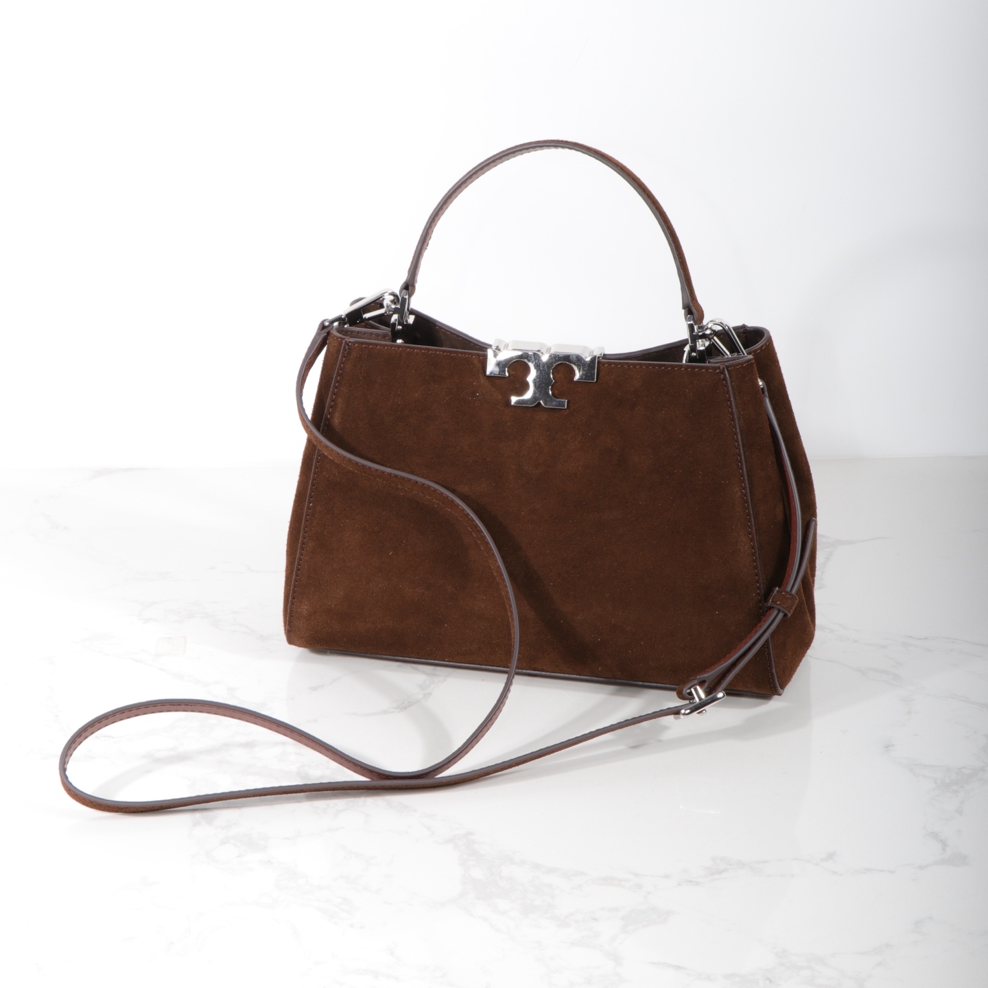Tory Burch TORY BURCH 汤丽柏琦新品Eleanor手提包，碰上惊喜，天鹅绒手感。真的绝美对一直秋冬美拉德