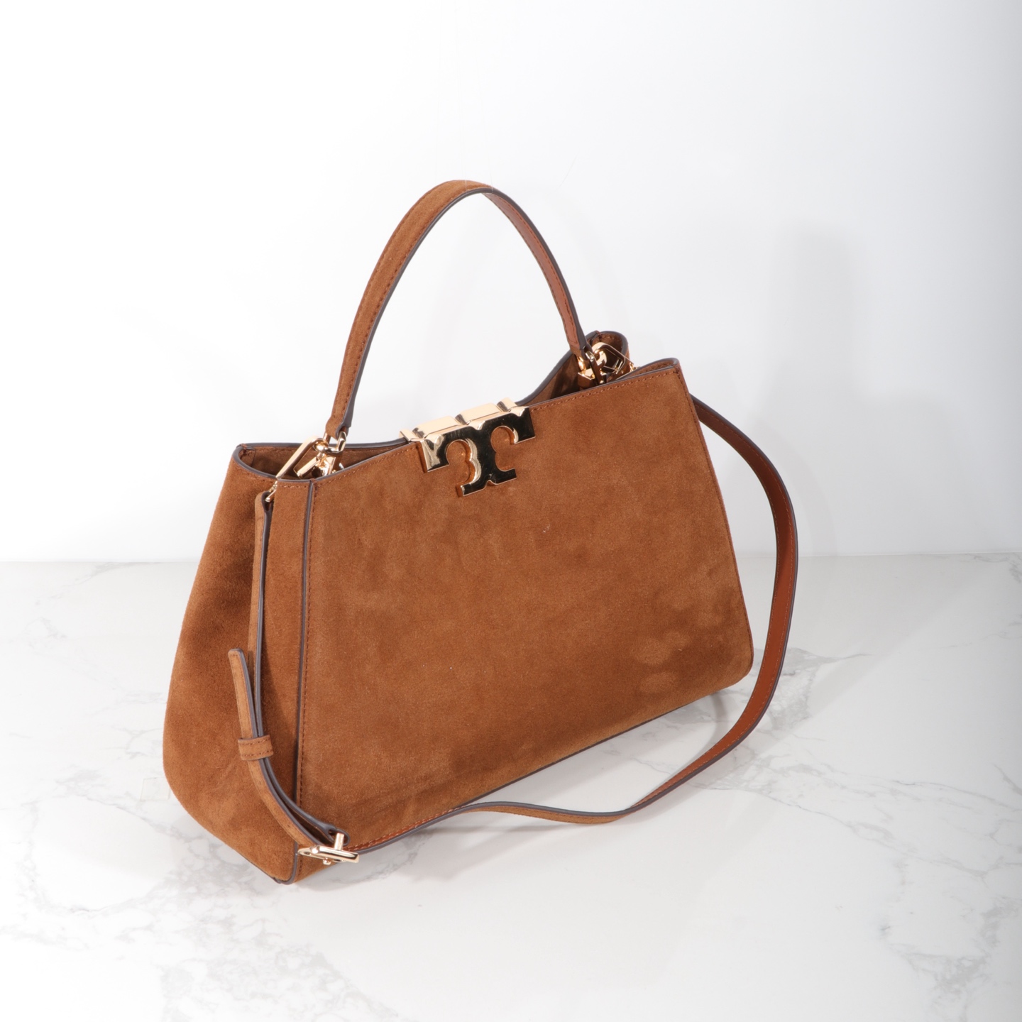 Tory Burch TORY BURCH 汤丽柏琦新品Eleanor手提包，碰上惊喜，天鹅绒手感。真的绝美对一直秋冬美拉德
