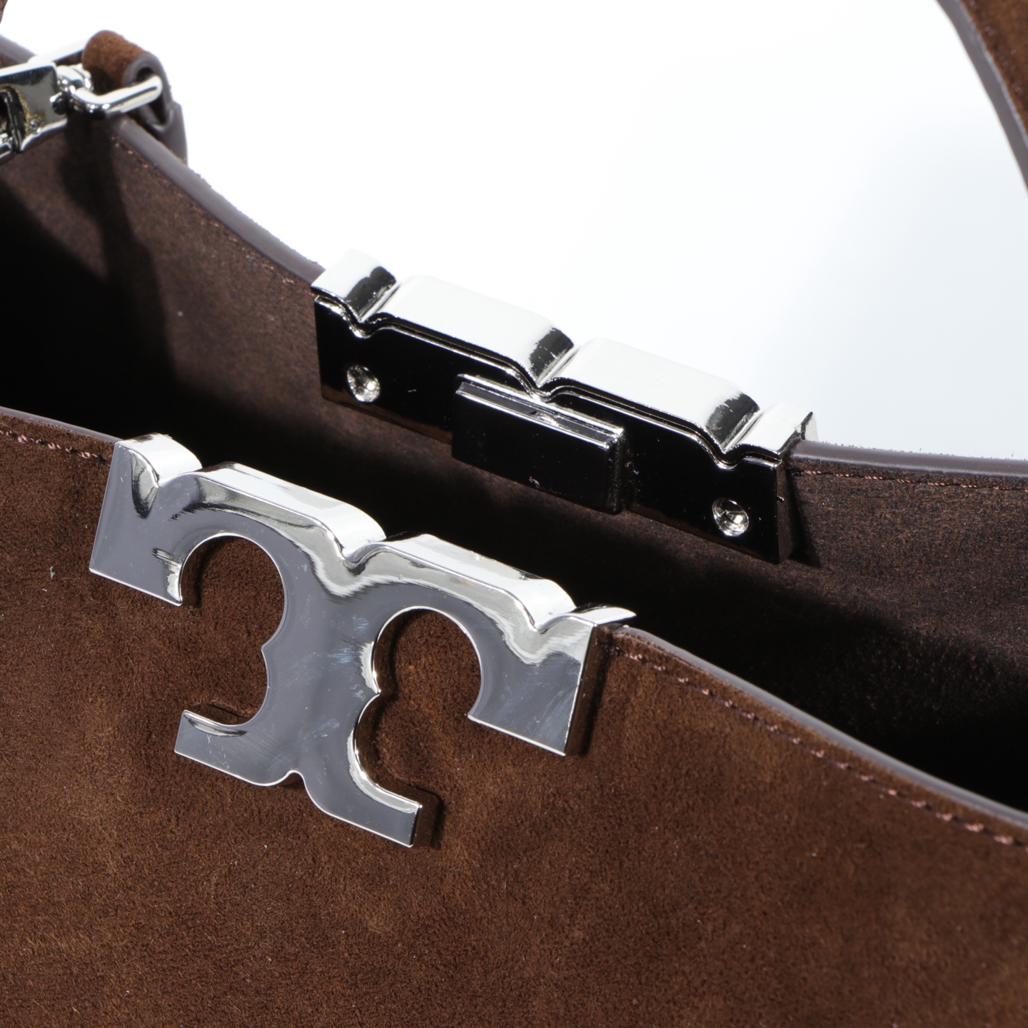 Tory Burch TORY BURCH 汤丽柏琦新品Eleanor手提包，碰上惊喜，天鹅绒手感。真的绝美对一直秋冬美拉德