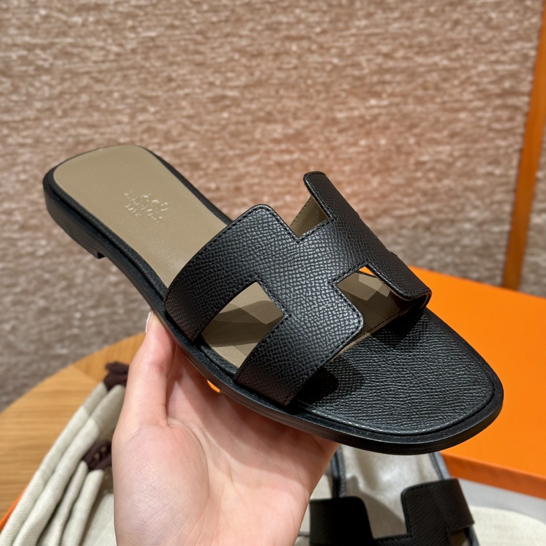 에르메스 오란 블랙 슬리퍼 레플리카 8477