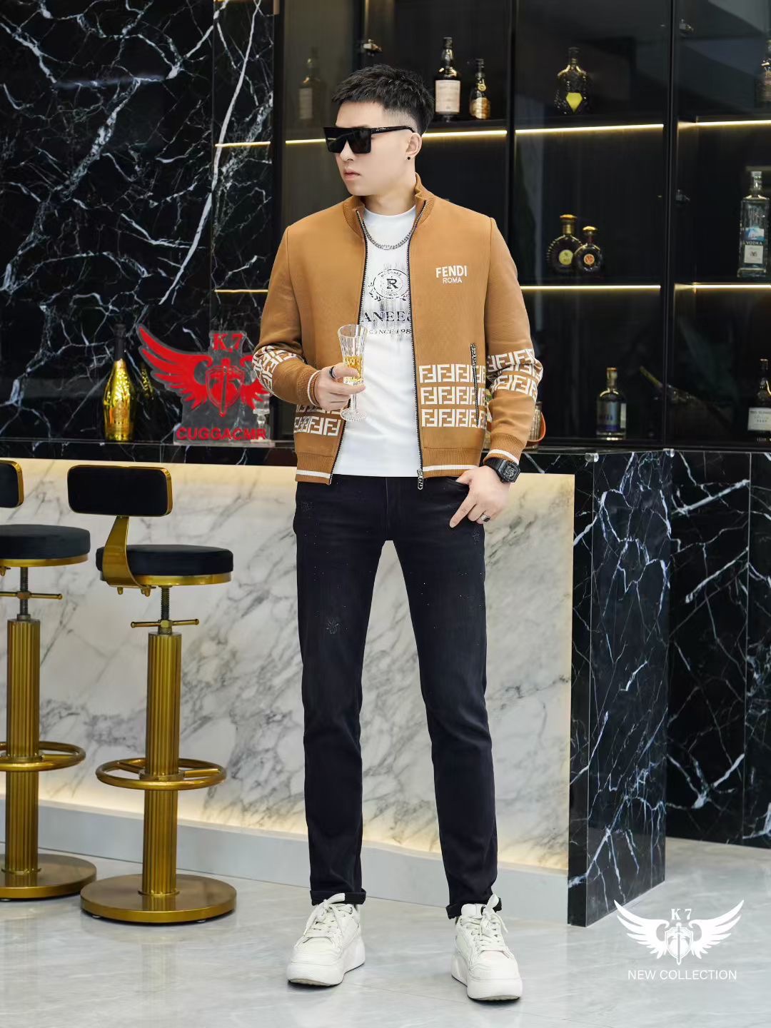 NO:540222,FEND* fitting M-XXXL Fall and winter double F letter jacquard wool stand-up collar jacket, exquisite craftsmanship counter fabric, top-level elements fusion, complete 3 standards, trendy men's fashion, whether it is the comfort of the upper body or the incomparable existence 170-135(M) 175-150(L) 178-160(XL) 180-170(XXL) 180-180(XXXL) your,,fendi,jackets & coats,alexander wang19860909FEND*合身版型M-XXXL 秋冬双F字母提花羊毛立领外套,精致工艺专柜面料,顶级元素融合打造,3标齐全,潮男时尚,无论是上身舒适度还是都是无可比拟的存在 170-135(M) 175-150(L) 178-160(XL)180-170(XXL) 180-180(XXXL) your,,fendi,jackets & coats,alexander wang,Men's clothing