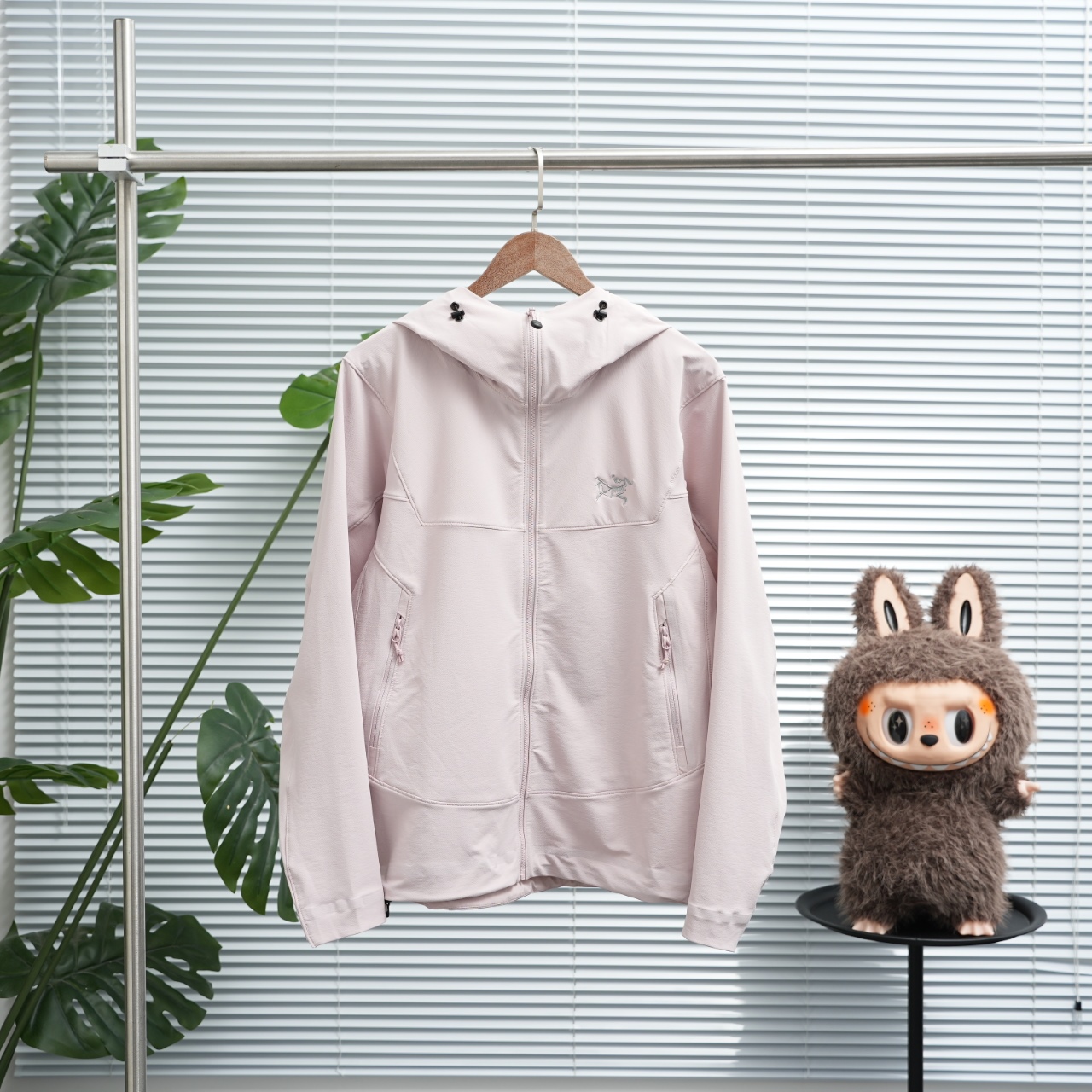 正品级💰480
ARC'TERYX 始祖鸟 Gamma Hoody 冲锋衣
尺码：S-2XL  hoody 雾夕粉